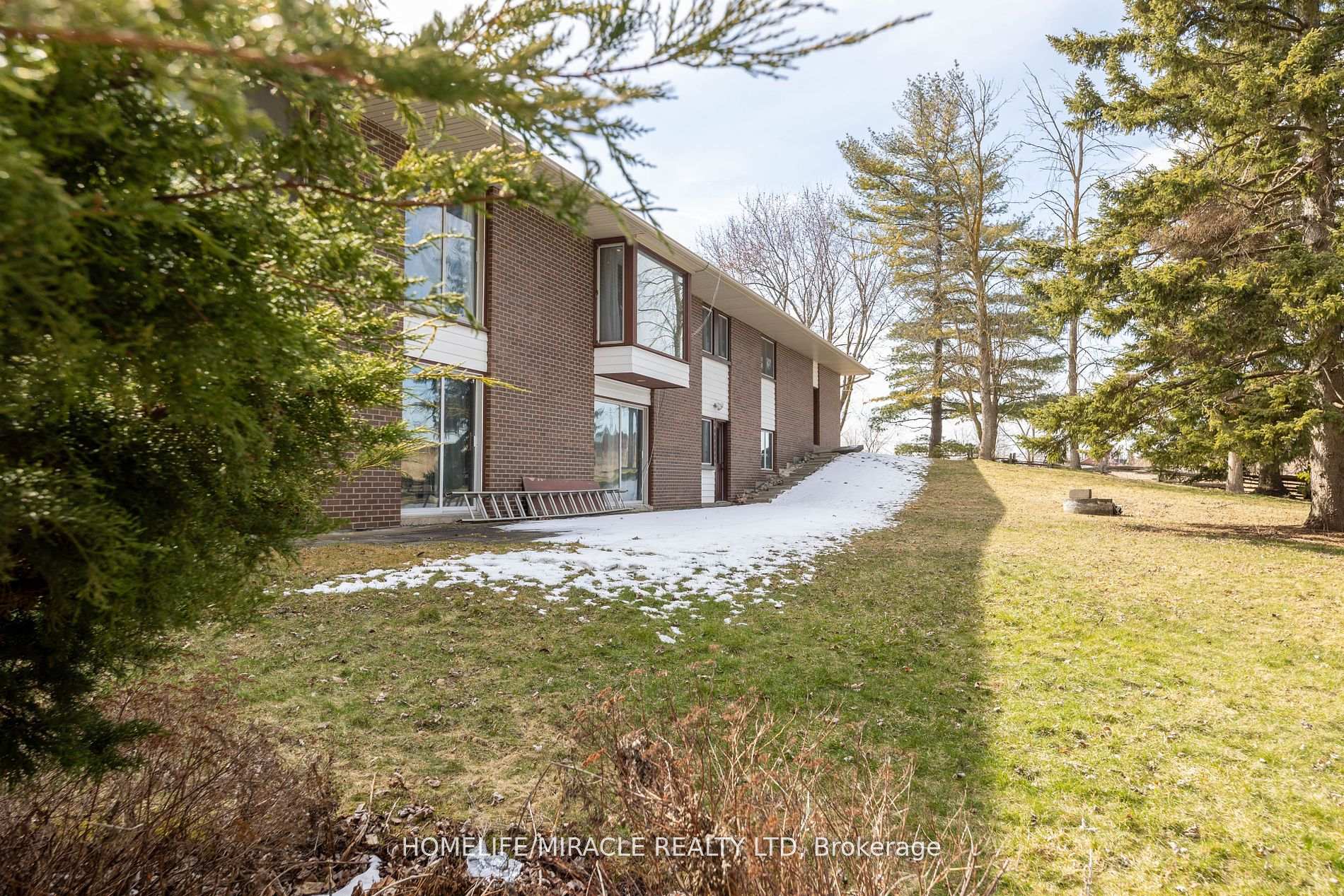 Photo 3 of 12201 Torbram Road, Caledon, Rural Caledon — HOMEH