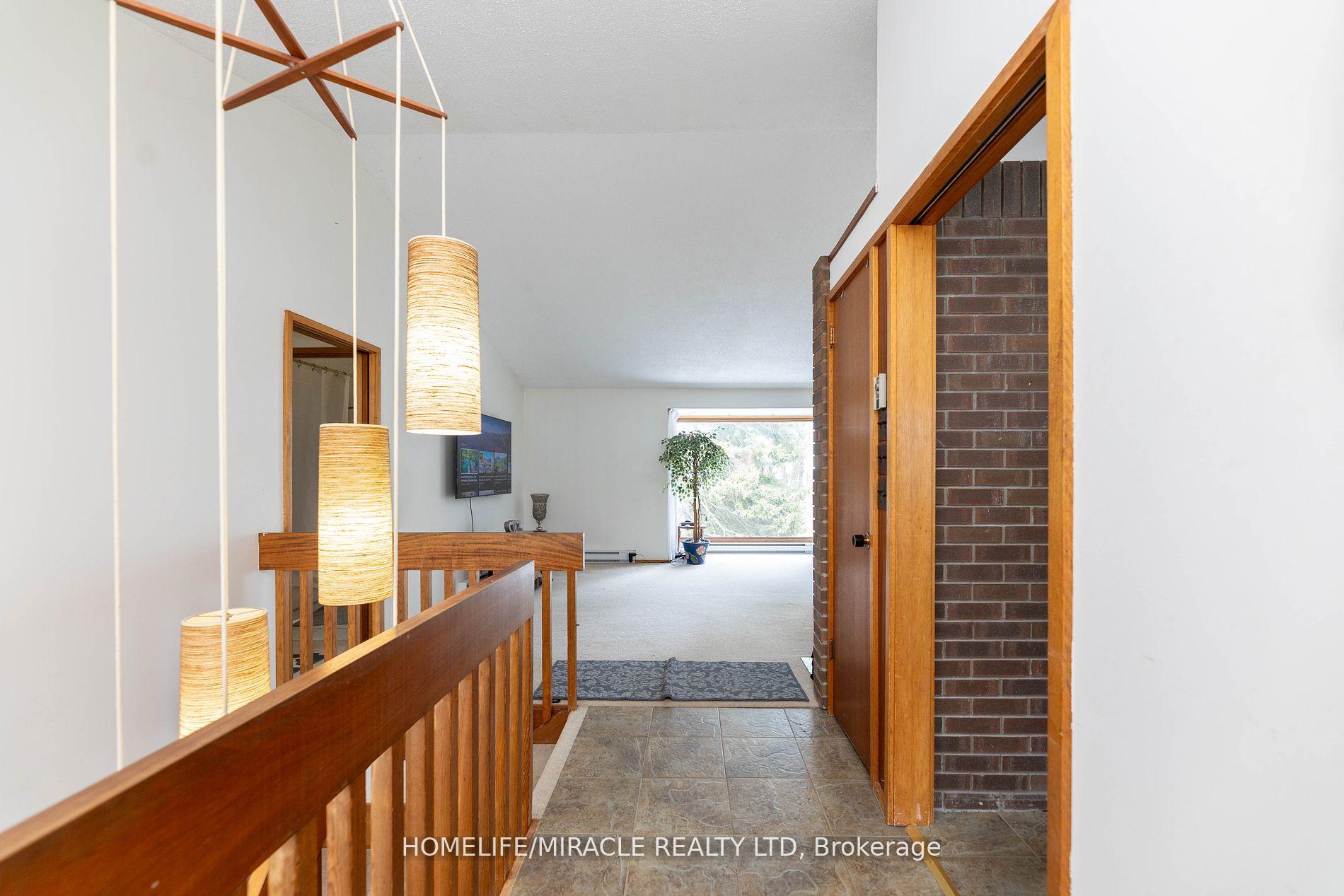 Photo 5 of 12201 Torbram Road, Caledon, Rural Caledon — HOMEH
