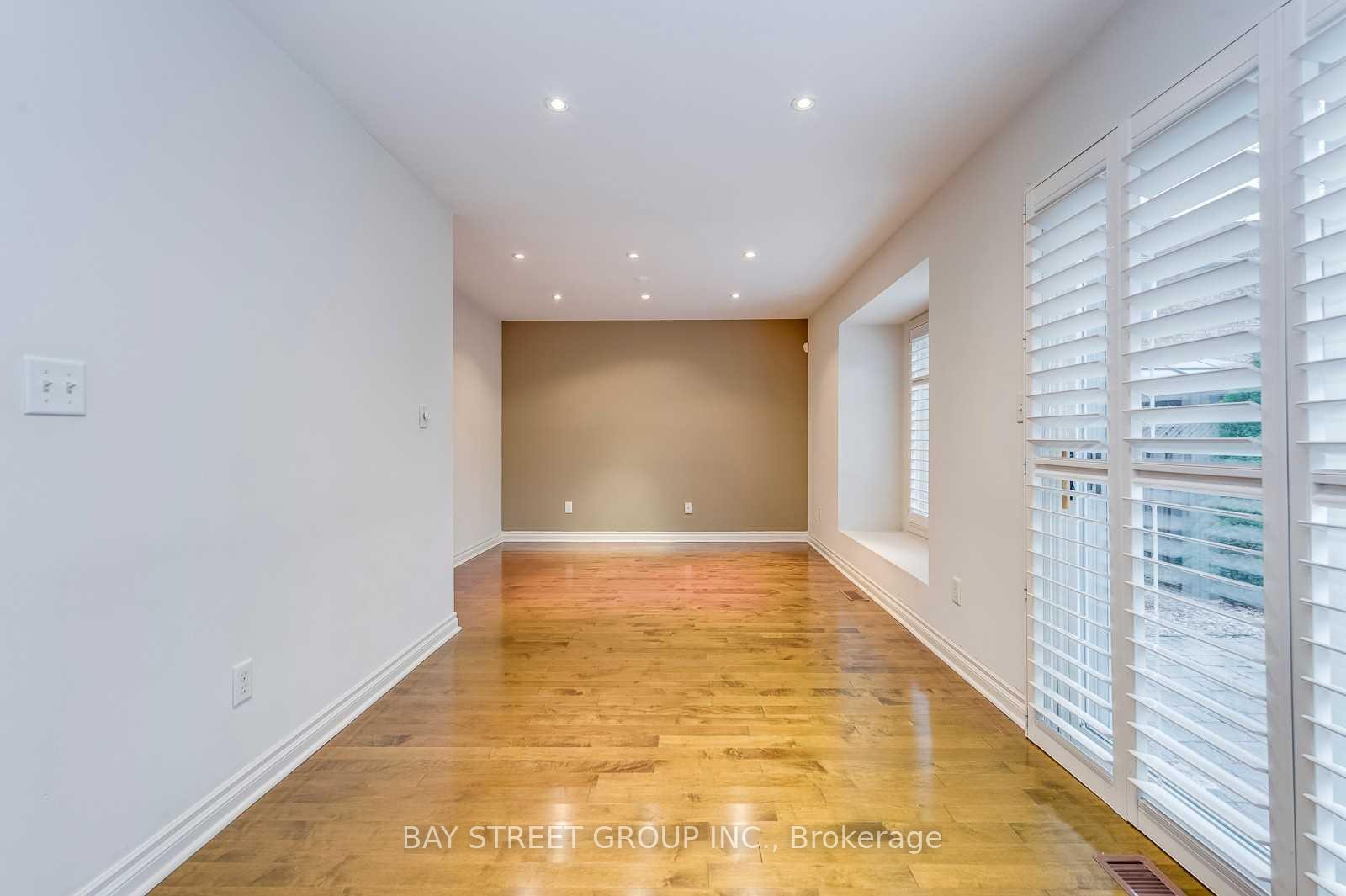 Photo 6 of 2219 Irving Street, Burlington, Orchard — HOMEH
