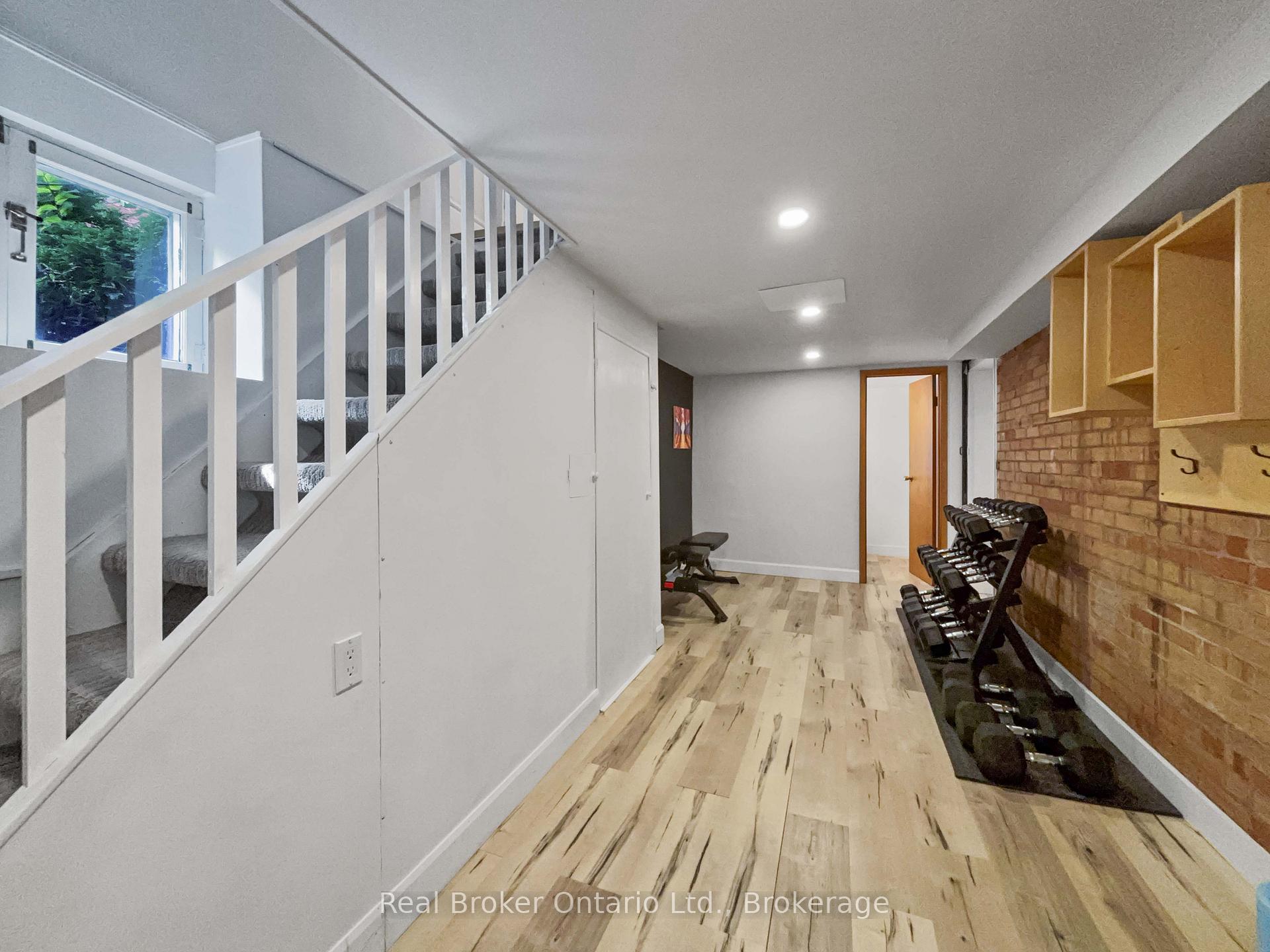 Photo 18 of 65 Forbes Avenue, Guelph, Dovercliffe Park/Old University — HOMEH