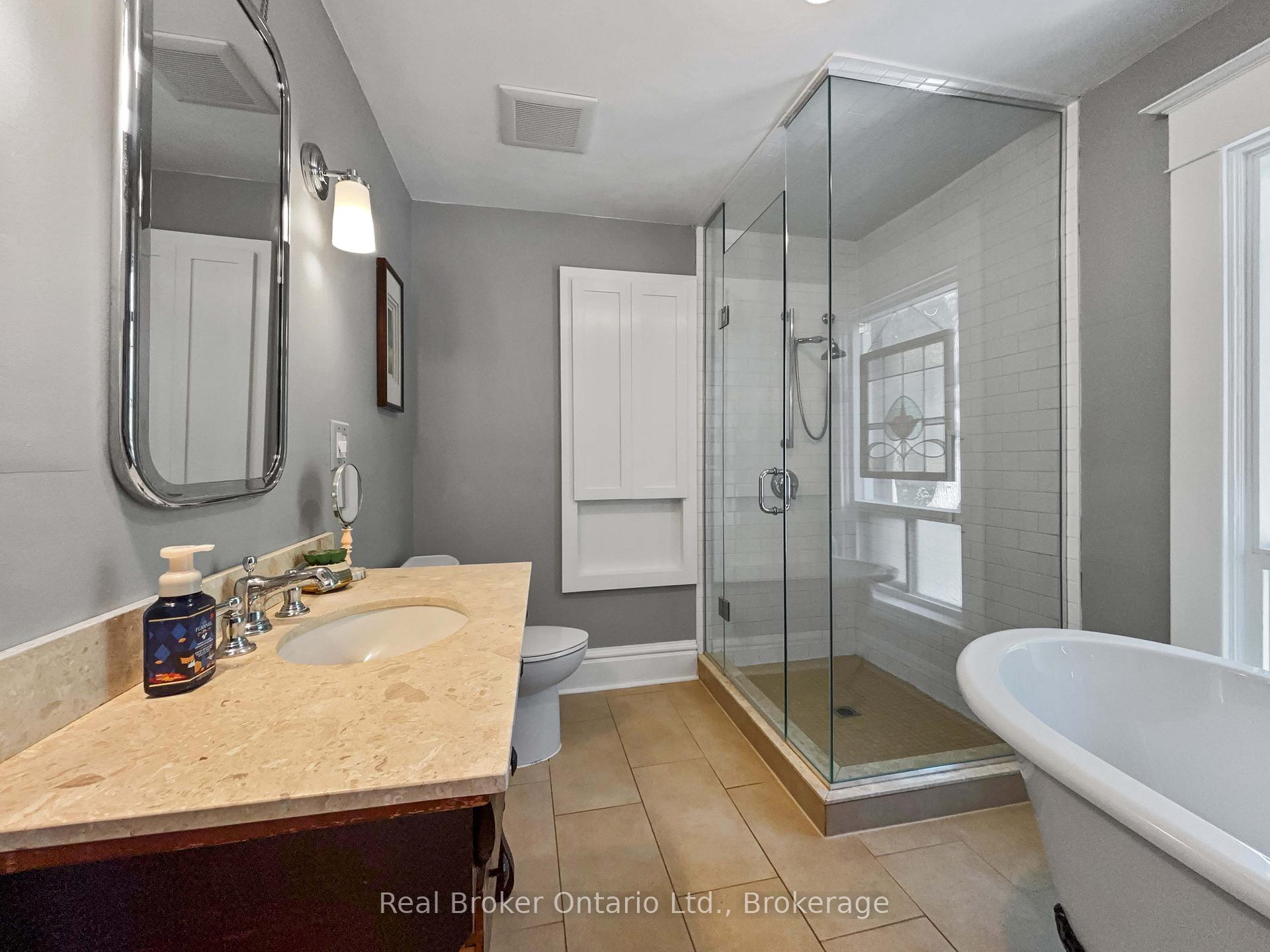 Photo 28 of 65 Forbes Avenue, Guelph, Dovercliffe Park/Old University — HOMEH