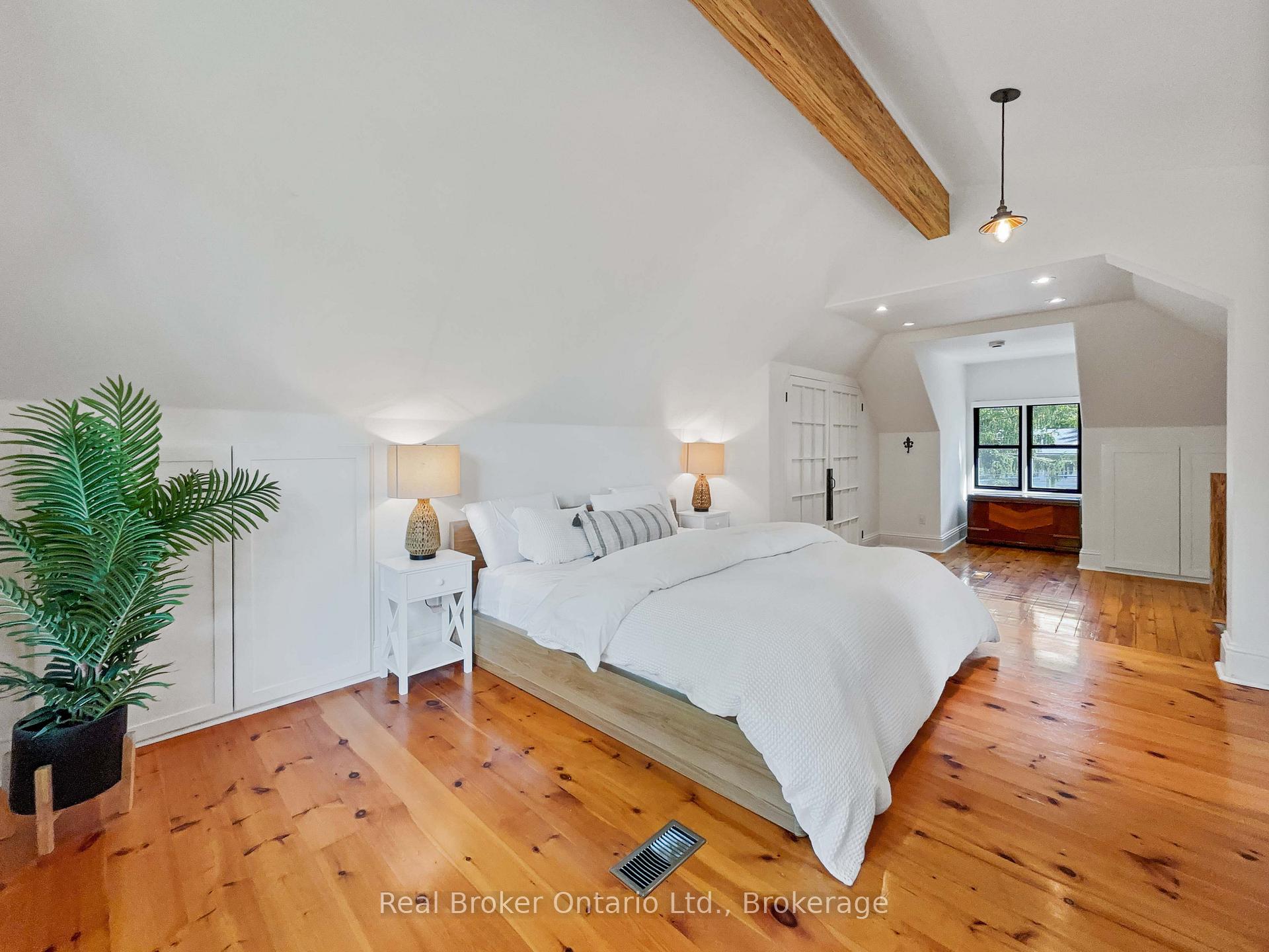 Photo 36 of 65 Forbes Avenue, Guelph, Dovercliffe Park/Old University — HOMEH