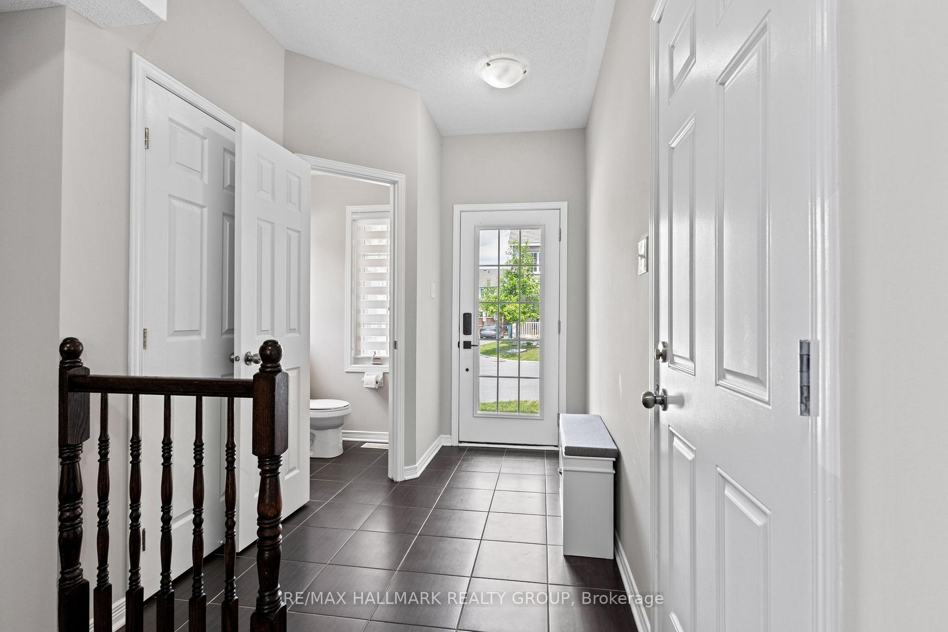Photo 3 of 53 Dundalk Private, Ottawa, Barrhaven - Stonebridge — HOMEH