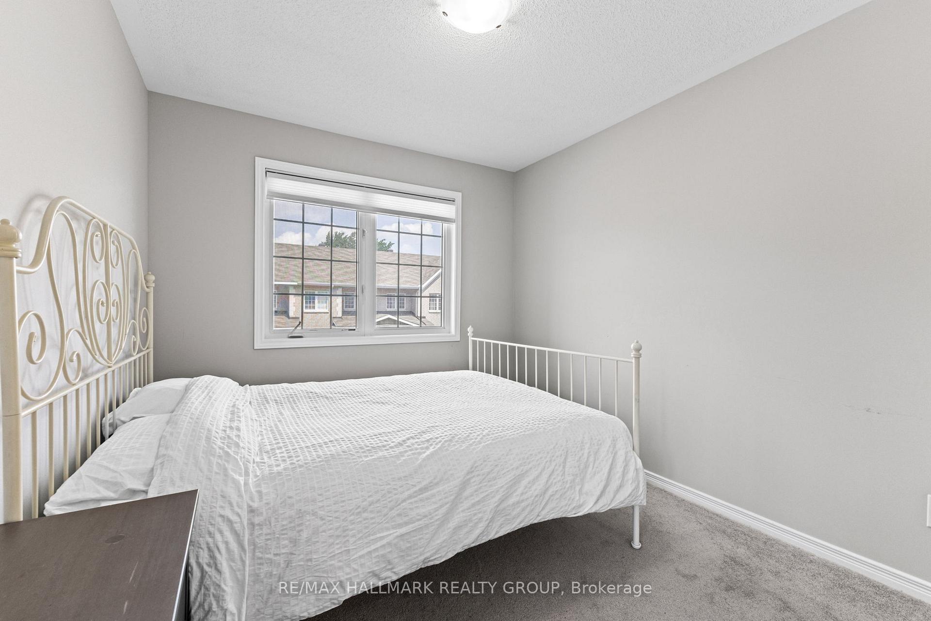 Photo 19 of 53 Dundalk Private, Ottawa, Barrhaven - Stonebridge — HOMEH