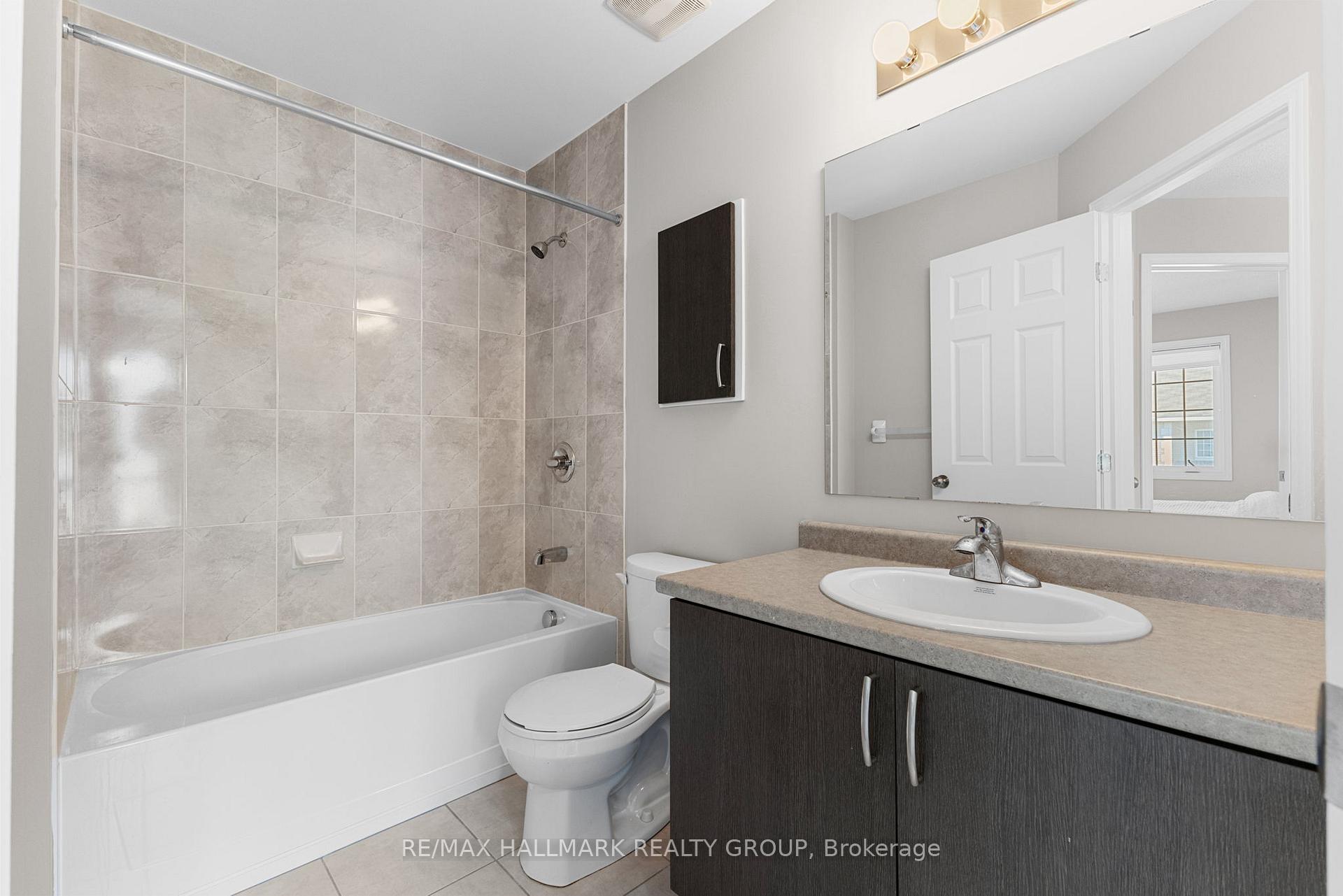 Photo 22 of 53 Dundalk Private, Ottawa, Barrhaven - Stonebridge — HOMEH