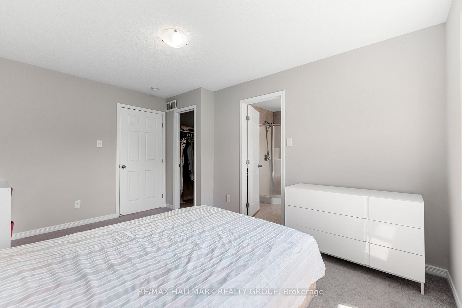 Photo 24 of 53 Dundalk Private, Ottawa, Barrhaven - Stonebridge — HOMEH
