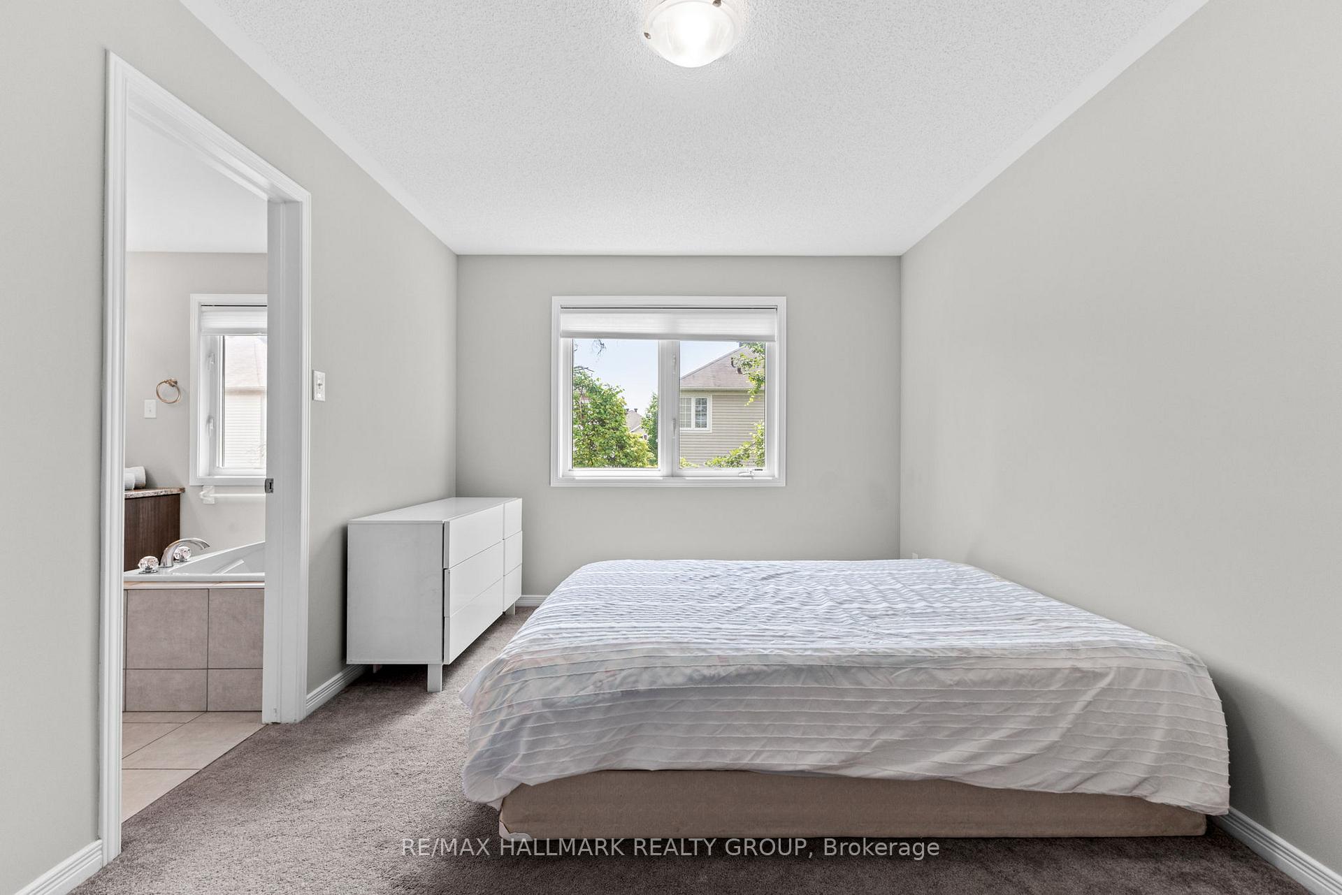 Photo 25 of 53 Dundalk Private, Ottawa, Barrhaven - Stonebridge — HOMEH