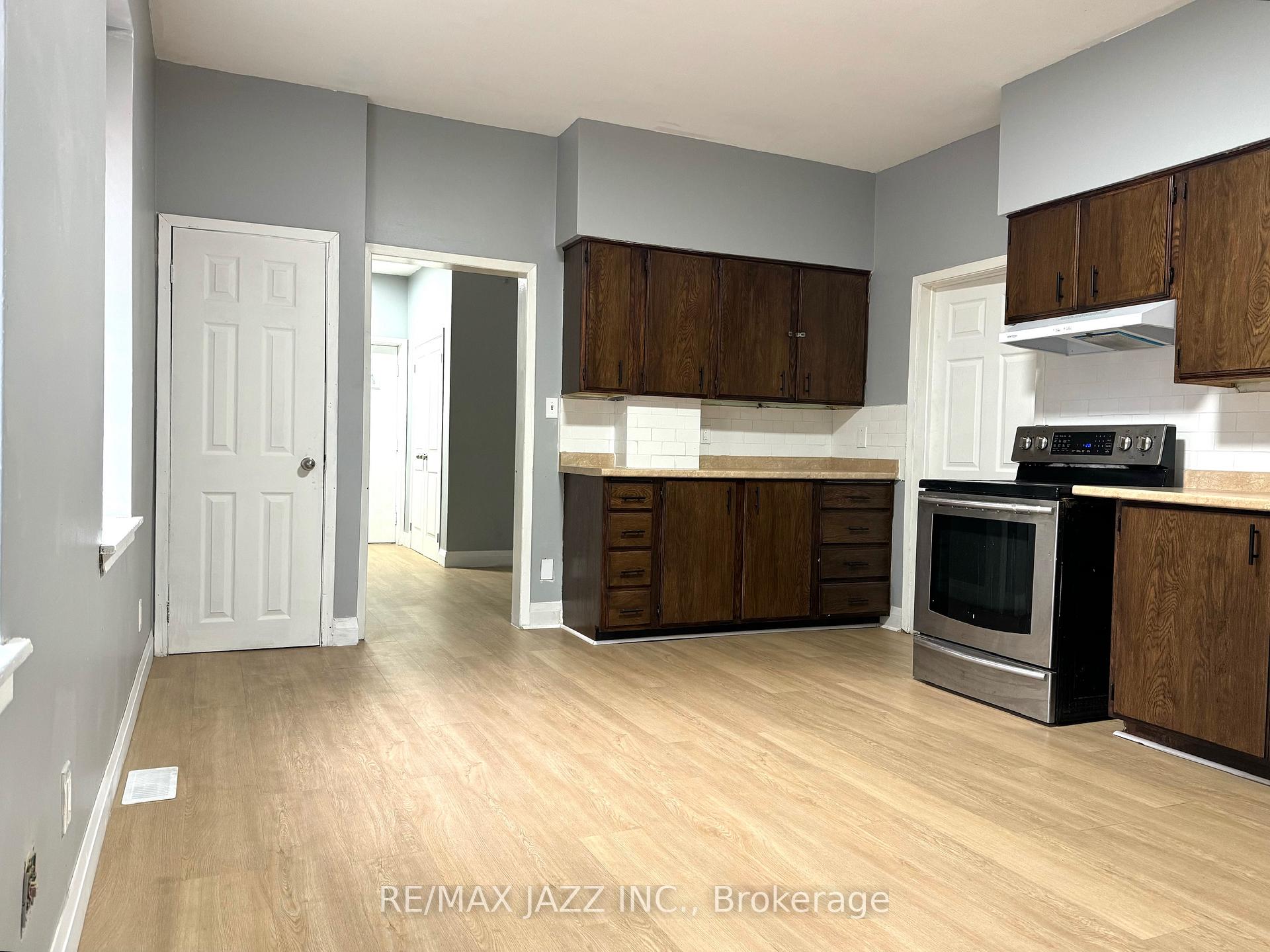 Photo 3 of 7290 Telephone Road, Hamilton Township, Rural Hamilton — HOMEH