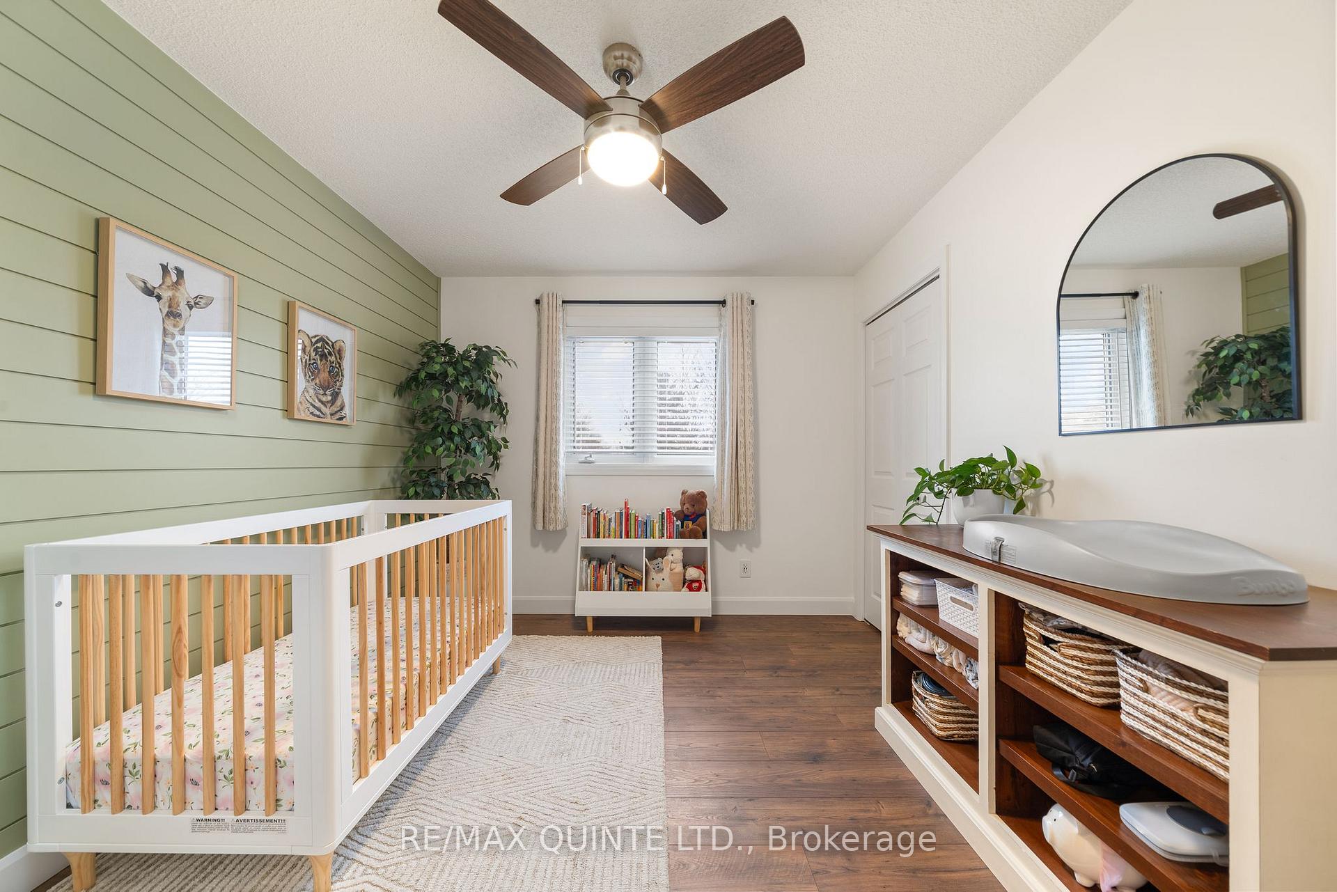 Photo 25 of 49 Springbrook Crescent, Belleville, Belleville Ward — HOMEH