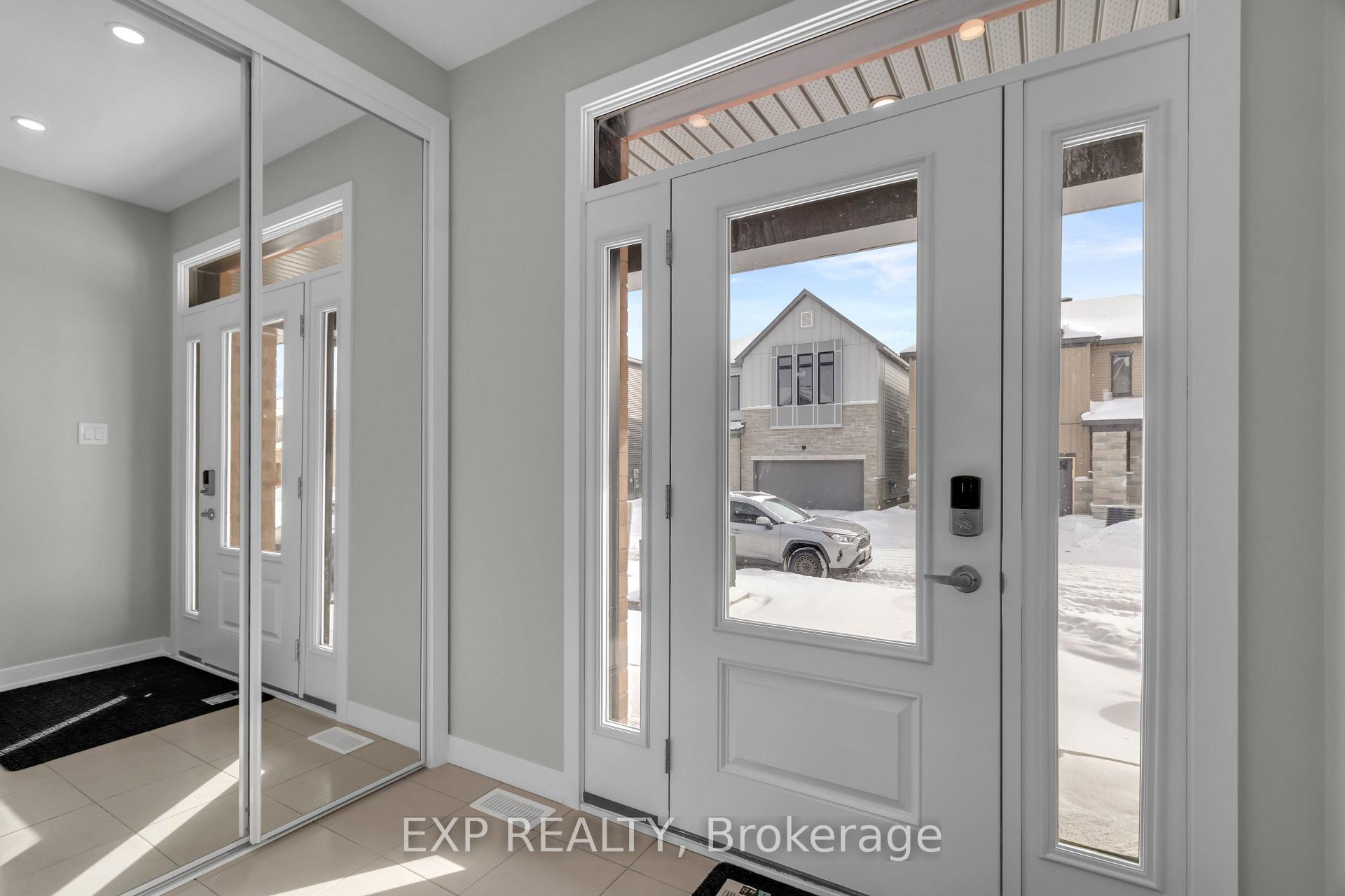 Photo 2 of 354 Peninsula Road, Ottawa, Barrhaven - Heritage Park — HOMEH