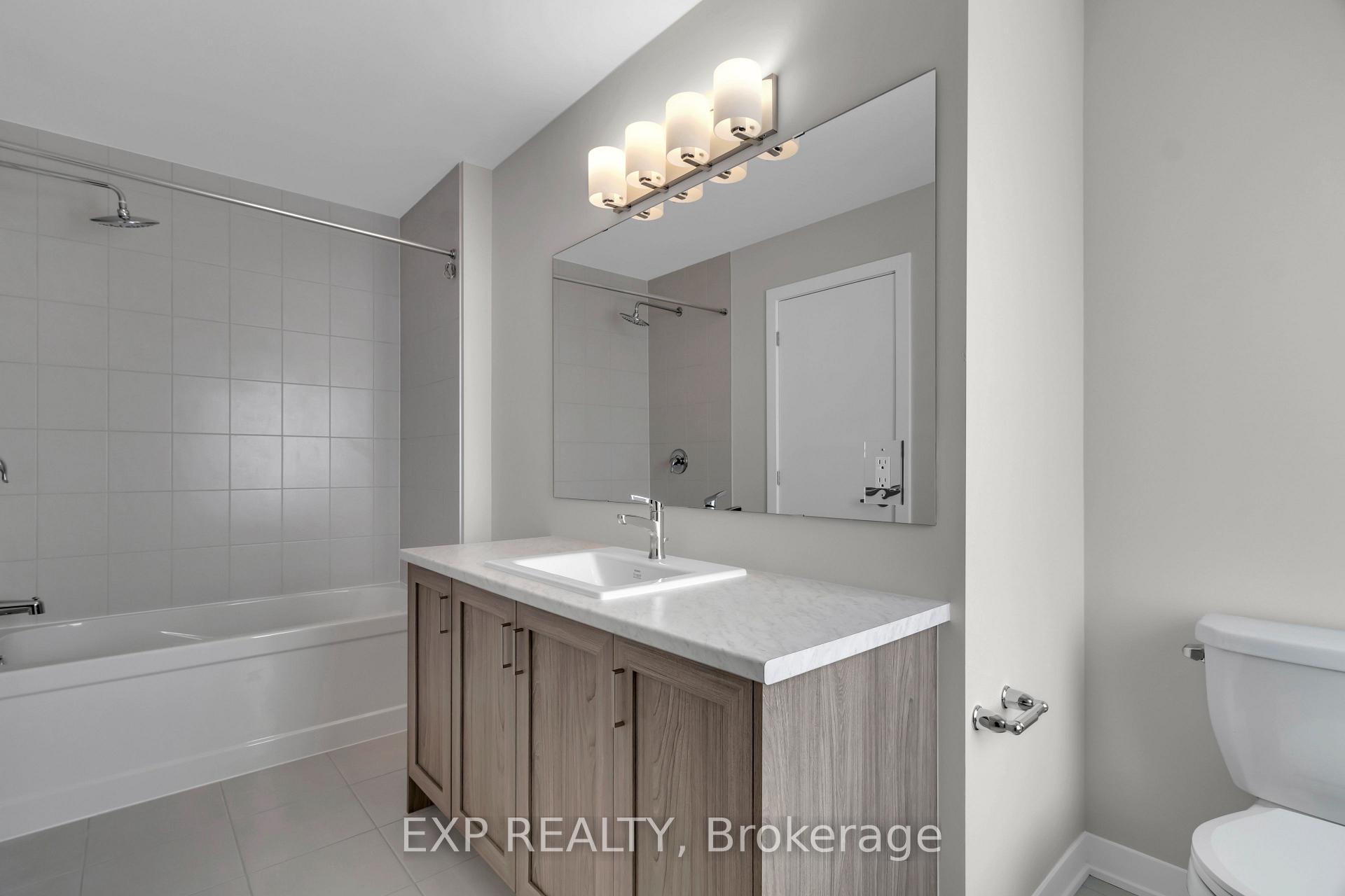 Photo 14 of 354 Peninsula Road, Ottawa, Barrhaven - Heritage Park — HOMEH
