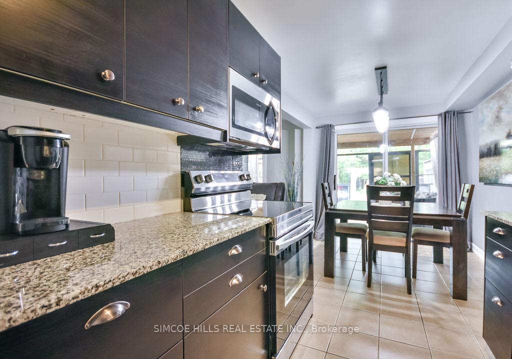 Photo 11 of 13 Seymour Crescent, Barrie, Holly — HOMEH