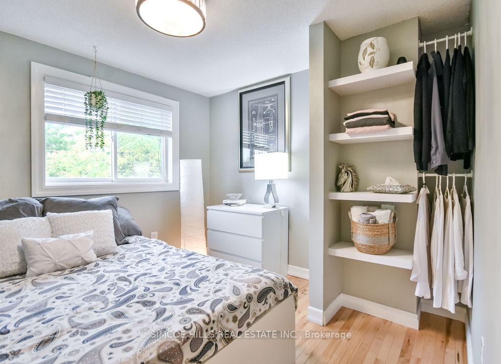 Photo 18 of 13 Seymour Crescent, Barrie, Holly — HOMEH