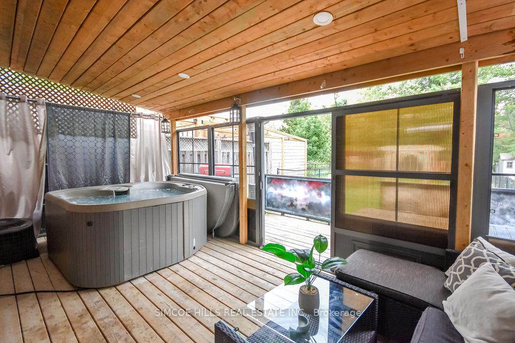Photo 19 of 13 Seymour Crescent, Barrie, Holly — HOMEH