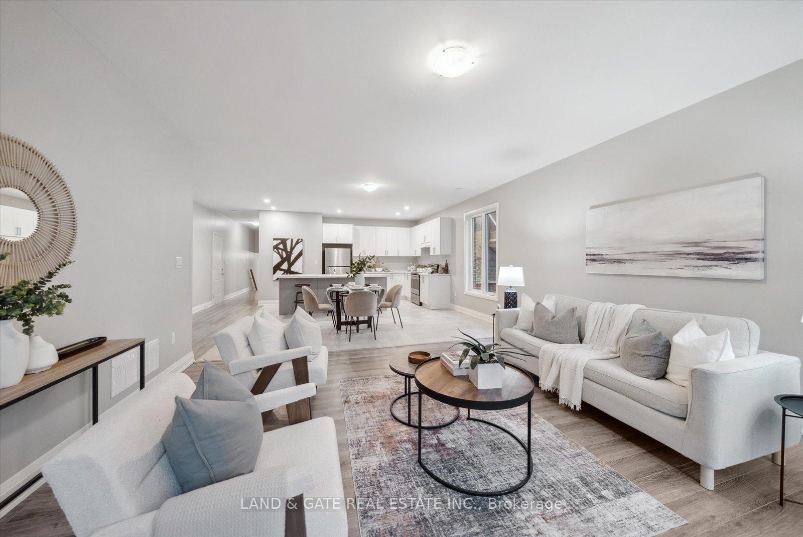 Photo 12 of 68 Lambs Lane, Clarington, Bowmanville — HOMEH