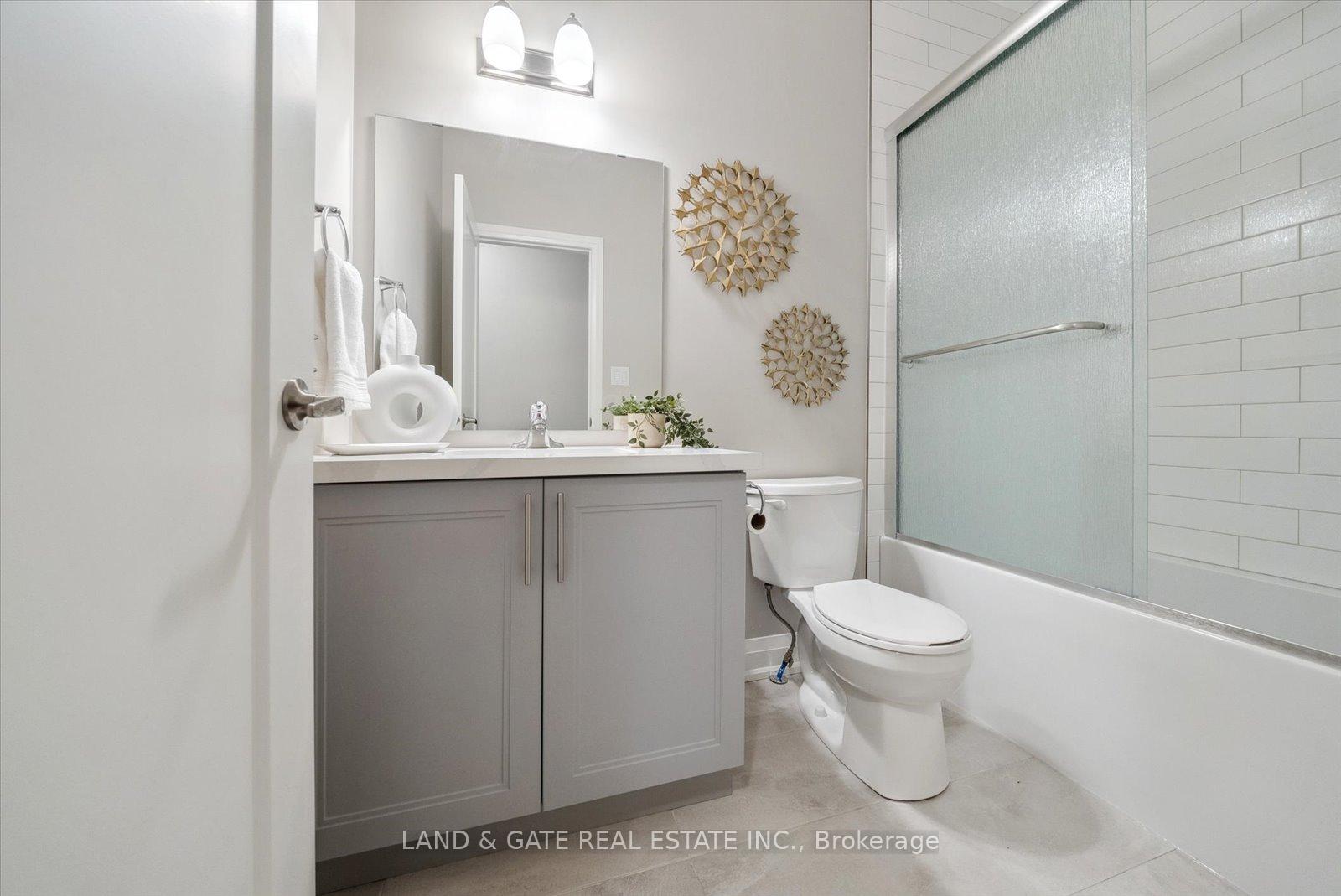 Photo 21 of 68 Lambs Lane, Clarington, Bowmanville — HOMEH