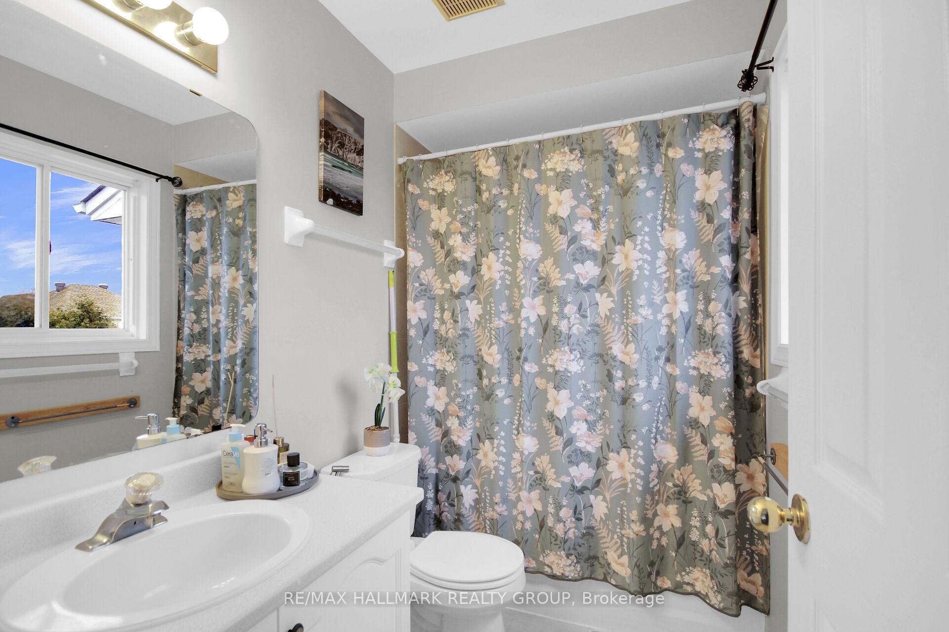 Photo 22 of 4320 Owl Valley Drive, Ottawa, Riverside South/Gloucester Glen — HOMEH