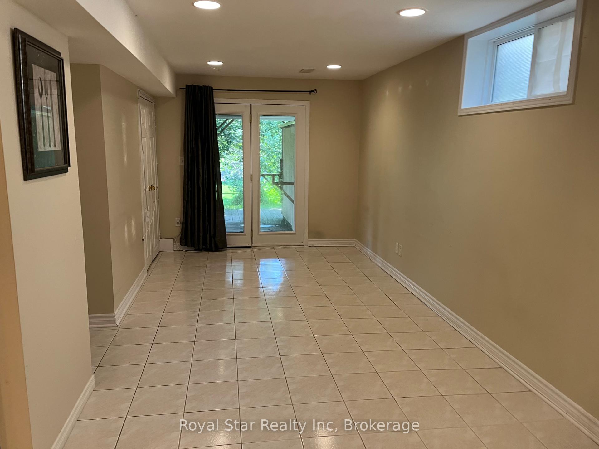 Photo 10 of Unit Basement Apartment, 187 Clair Road, Guelph, Clairfields/Hanlon Business Park — HOMEH