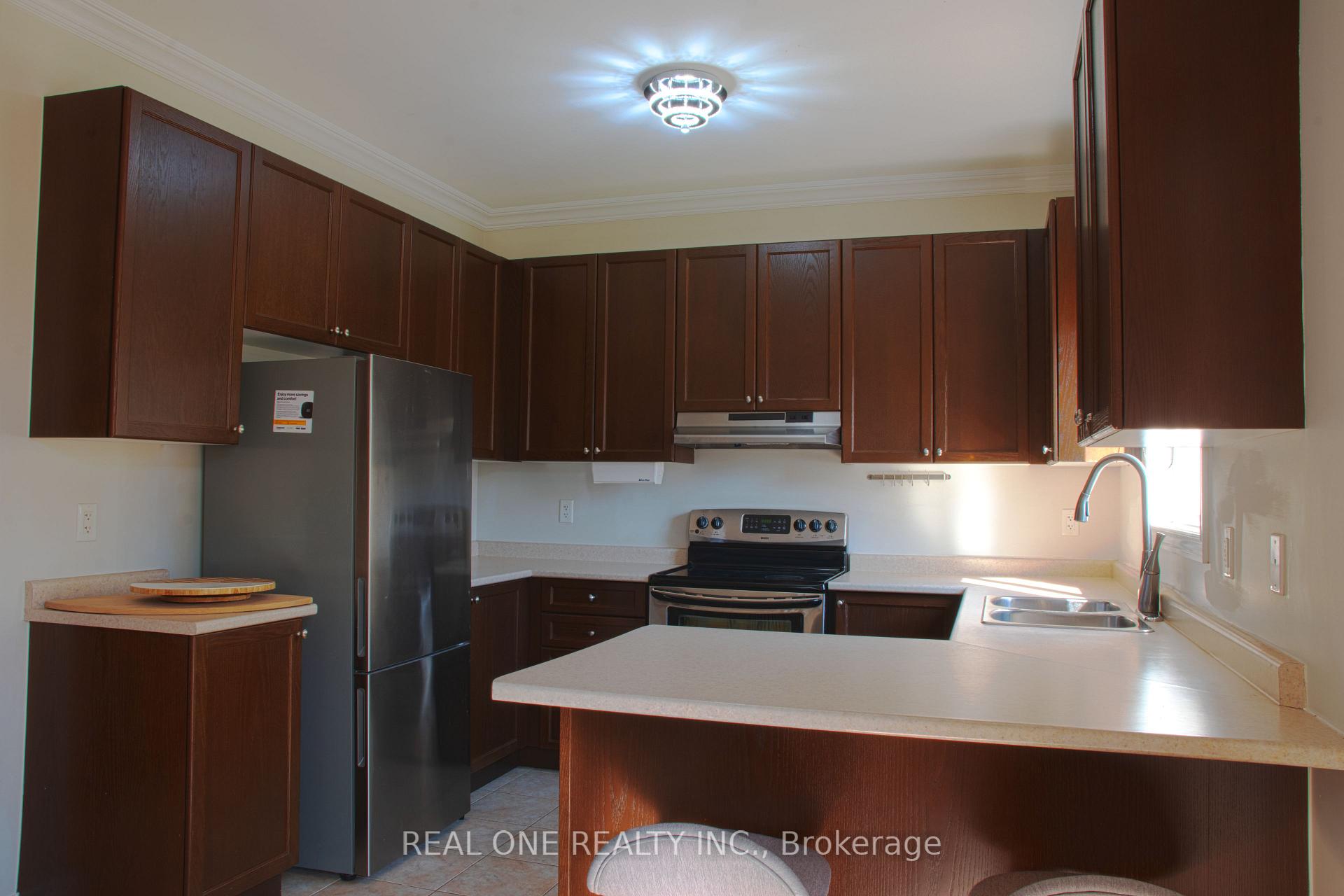 Photo 6 of 9 Lundigan Drive, Georgina, Keswick South — HOMEH