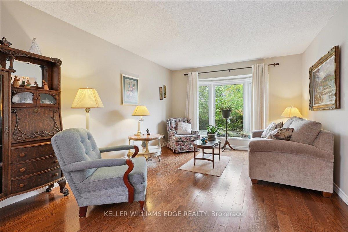 Photo 7 of 477 Deerhurst Drive, Burlington, Appleby — HOMEH
