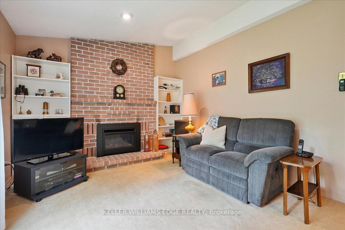 Photo 18 of 477 Deerhurst Drive, Burlington, Appleby — HOMEH
