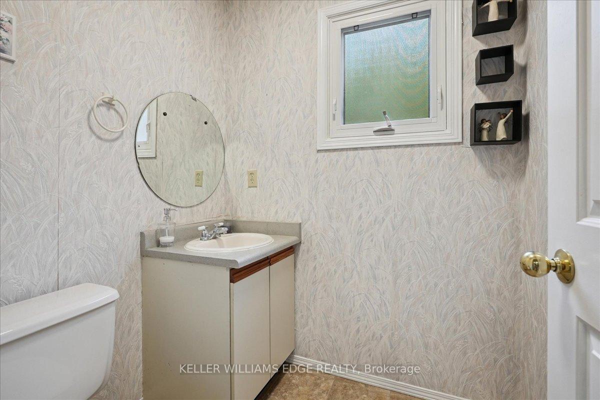 Photo 21 of 477 Deerhurst Drive, Burlington, Appleby — HOMEH