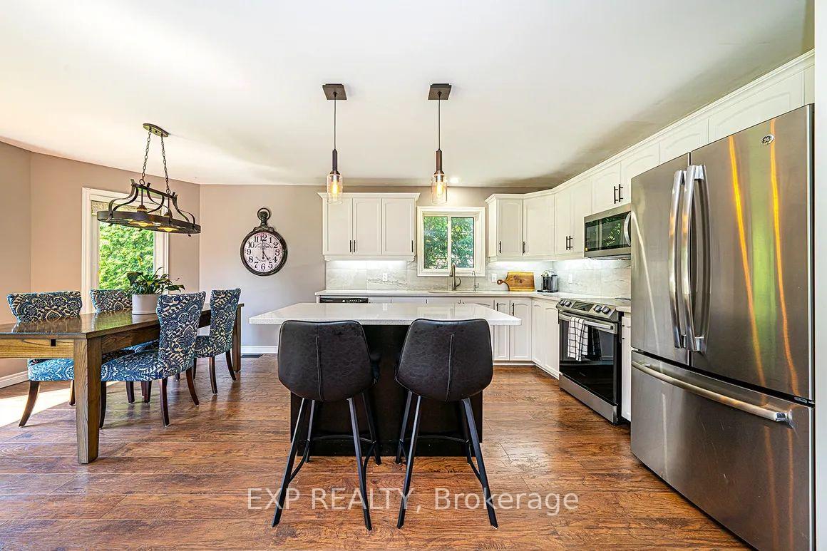Photo 10 of 58 Sandra Drive, Georgina, Sutton & Jackson's Point — HOMEH