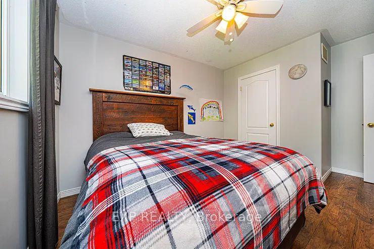 Photo 17 of 58 Sandra Drive, Georgina, Sutton & Jackson's Point — HOMEH