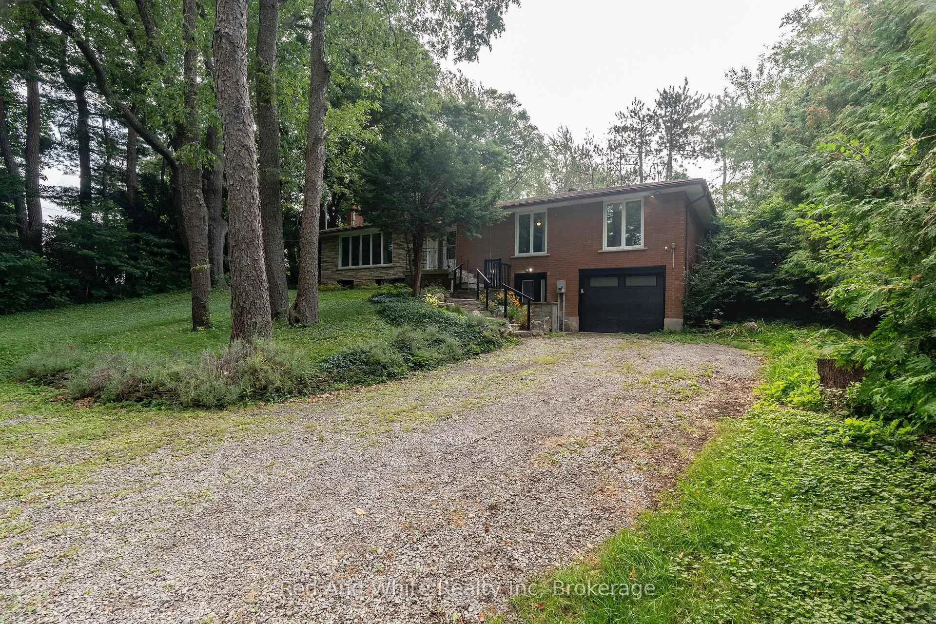 Photo 6 of 346 Jerseyville Road W, Hamilton, Ancaster — HOMEH