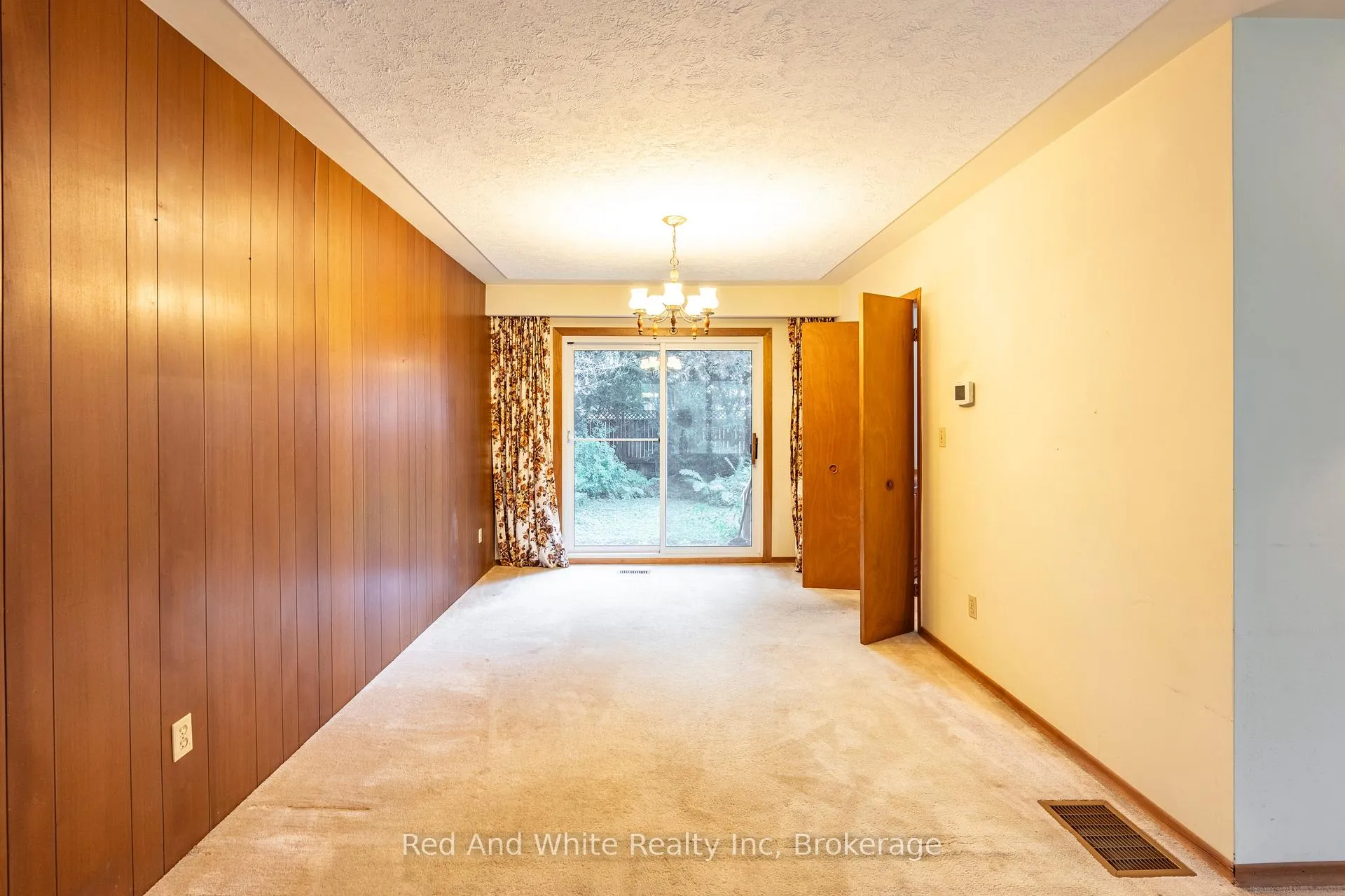 Photo 18 of 346 Jerseyville Road W, Hamilton, Ancaster — HOMEH
