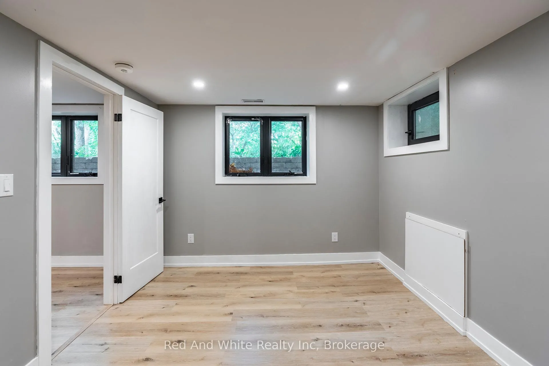 Photo 92 of 346 Jerseyville Road W, Hamilton, Ancaster — HOMEH
