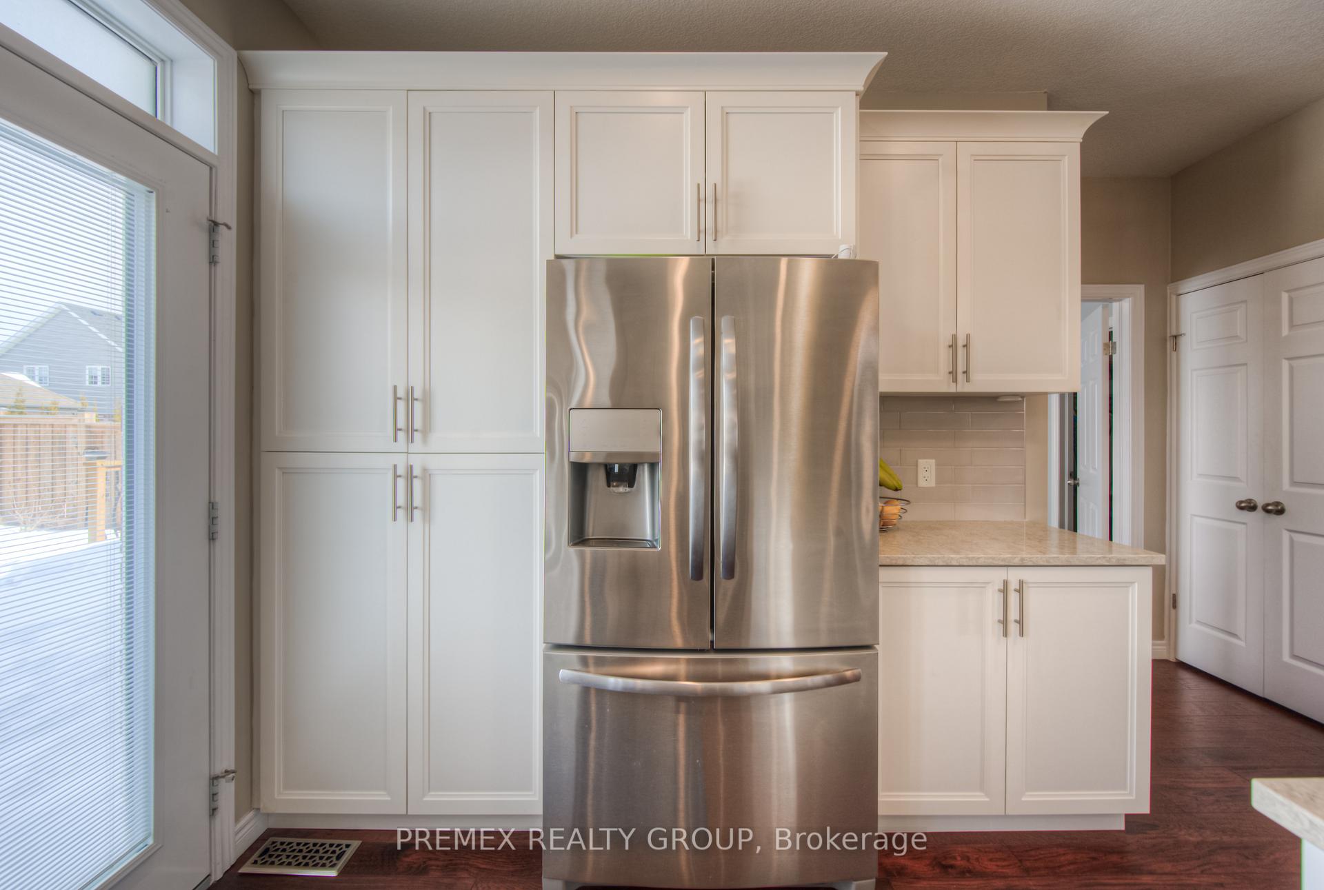 Photo 12 of 94 Arlington Parkway, Brant, Paris — HOMEH