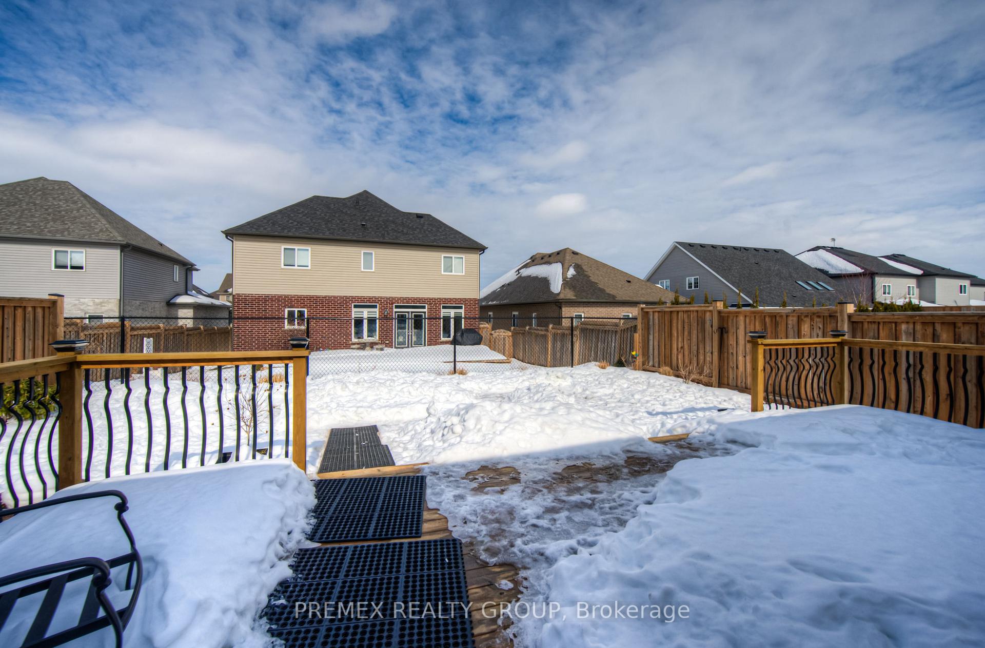 Photo 31 of 94 Arlington Parkway, Brant, Paris — HOMEH