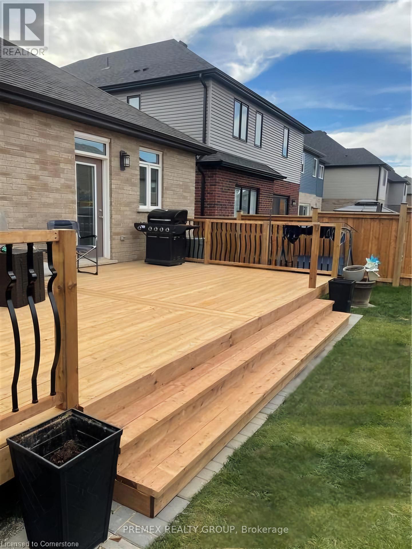 Photo 32 of 94 Arlington Parkway, Brant, Paris — HOMEH