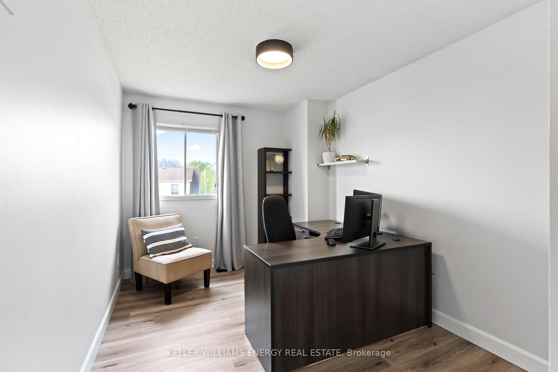 Photo 21 of 55 Strathmanor Drive, Clarington, Bowmanville — HOMEH