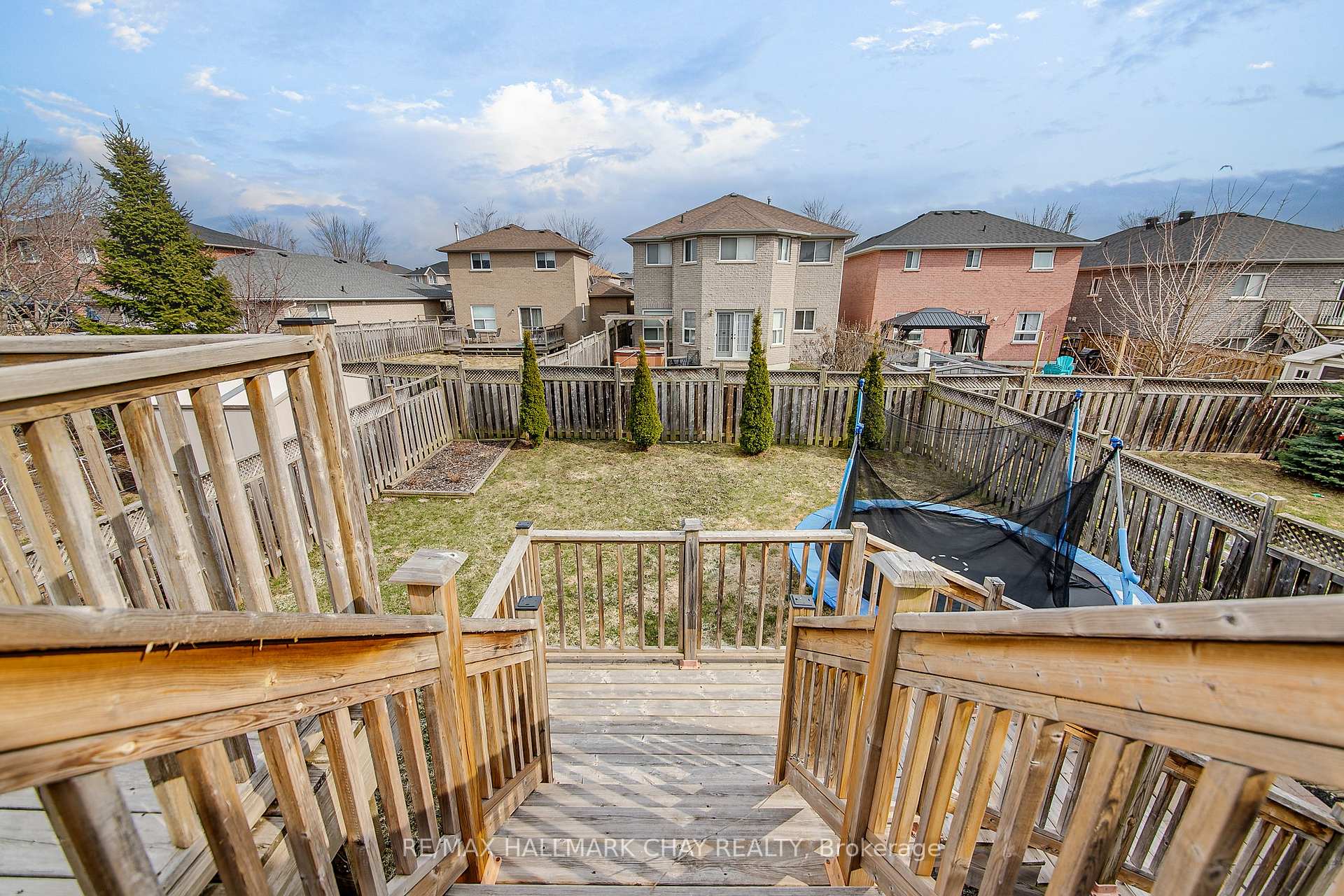 Photo 26 of 31 Esther Drive, Barrie, Painswick South — HOMEH