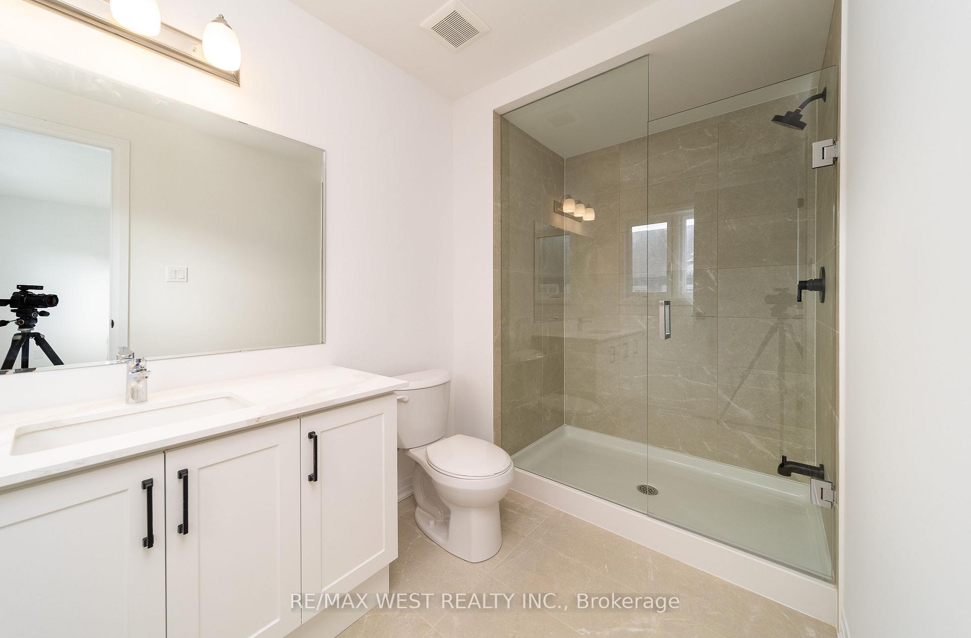 Photo 13 of 90 Brown Street, Erin — HOMEH
