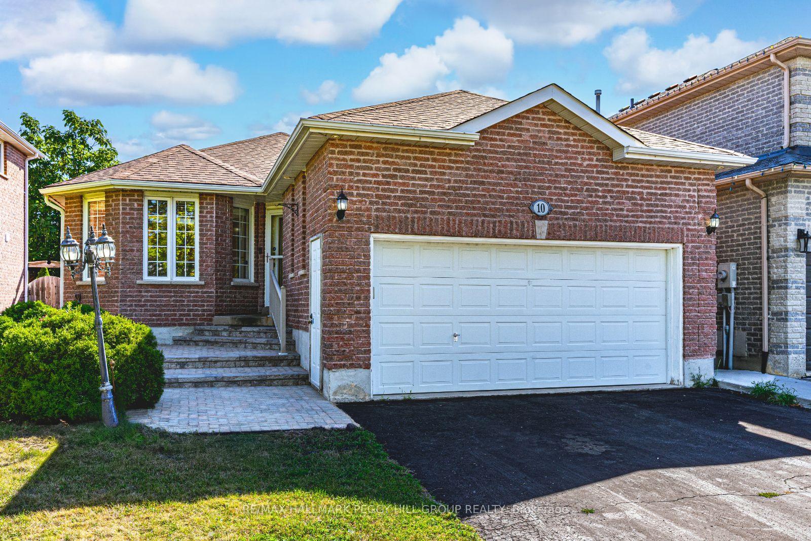 Front of 10 Stephanie Lane