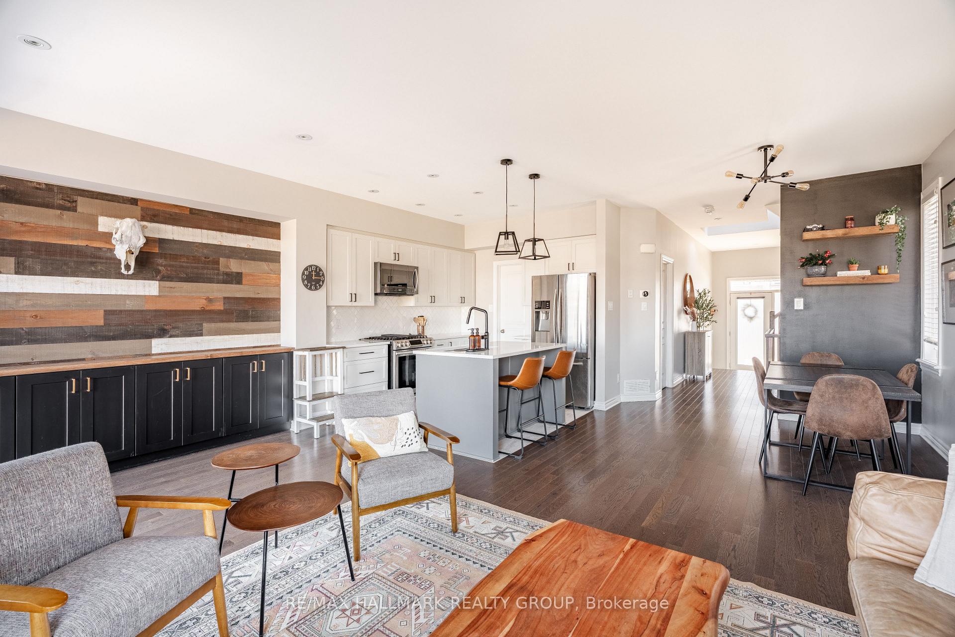 Photo 12 of 128 Larimar Circle, Ottawa, Riverside South/Gloucester Glen — HOMEH