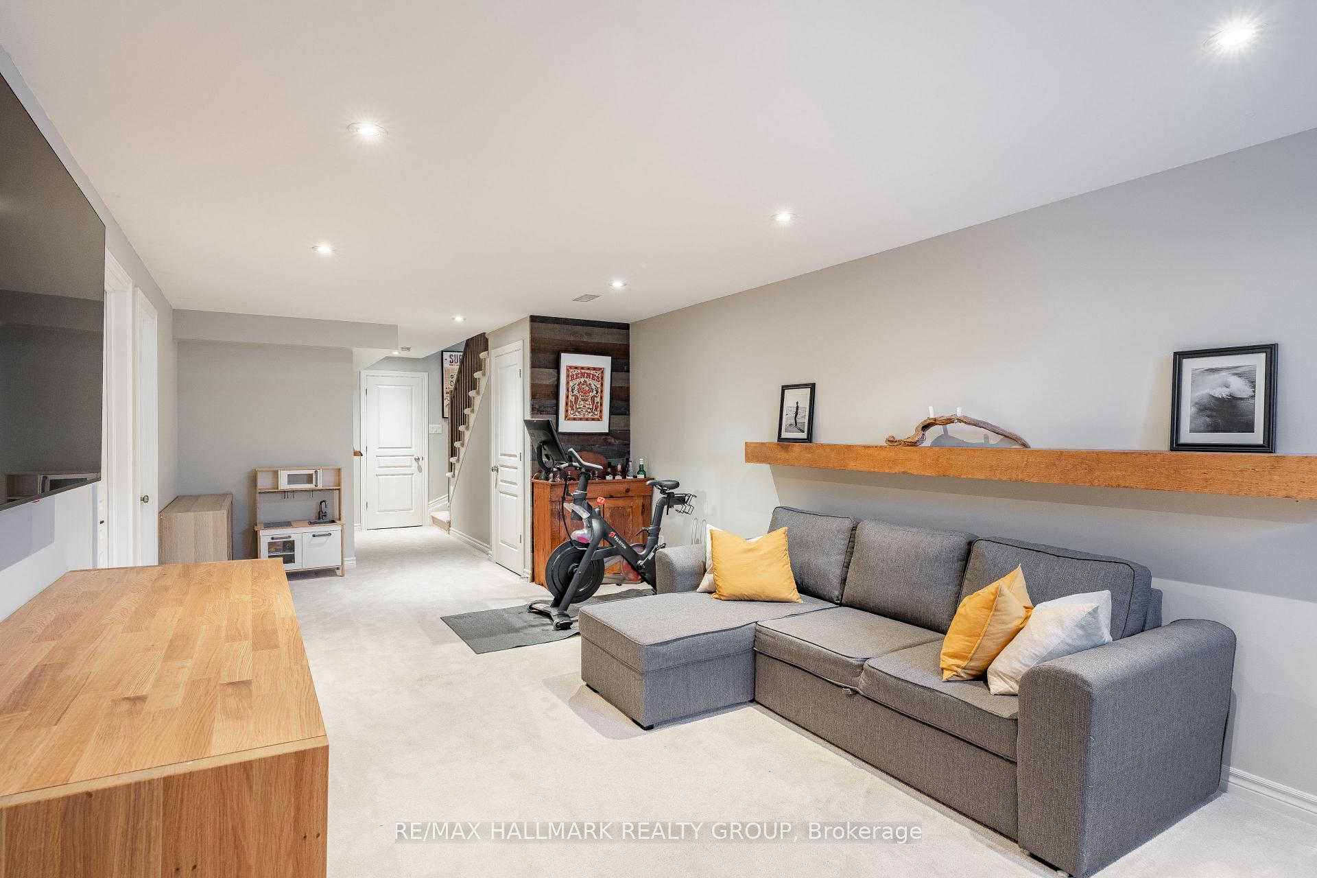 Photo 41 of 128 Larimar Circle, Ottawa, Riverside South/Gloucester Glen — HOMEH