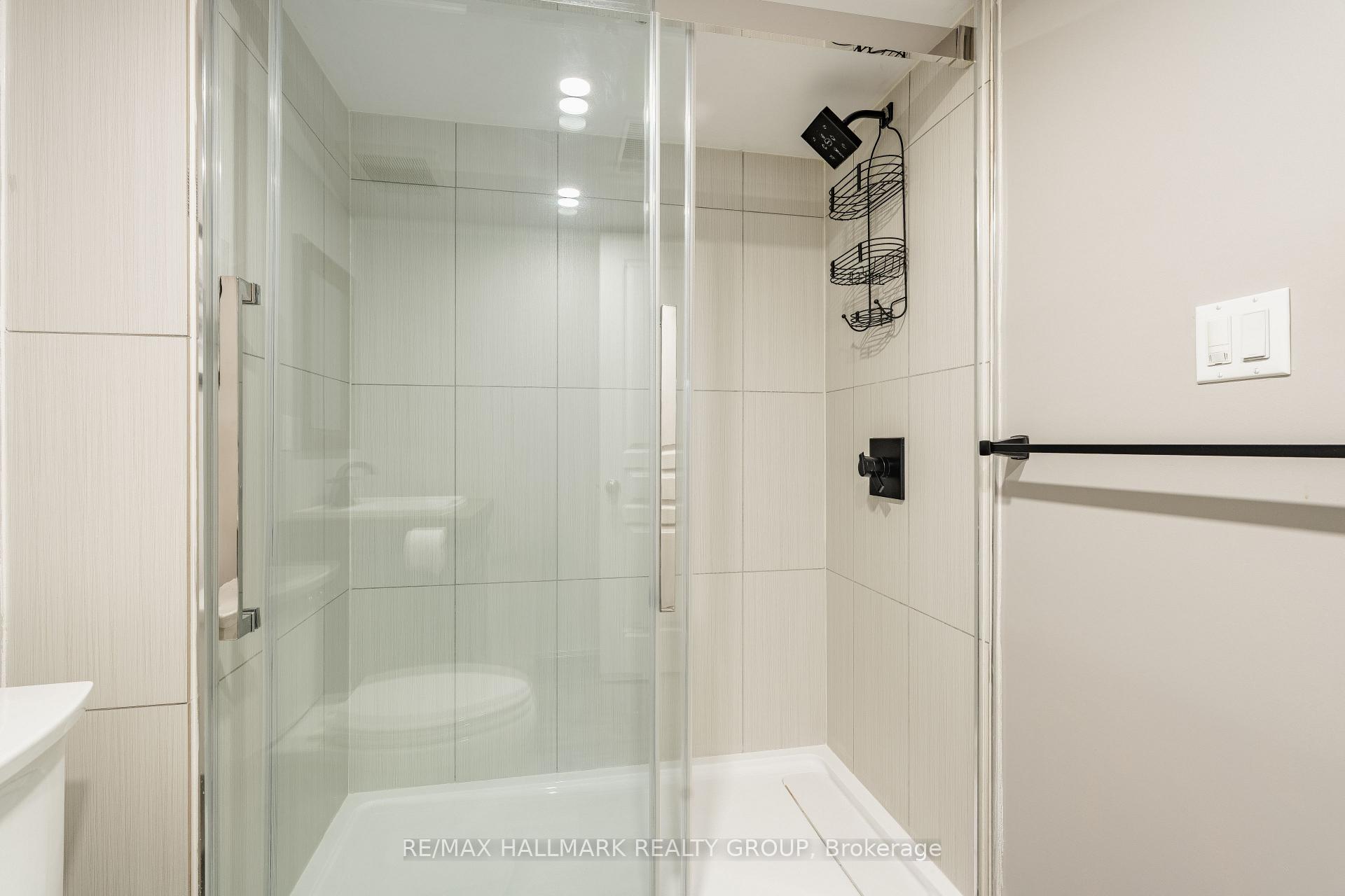 Photo 43 of 128 Larimar Circle, Ottawa, Riverside South/Gloucester Glen — HOMEH