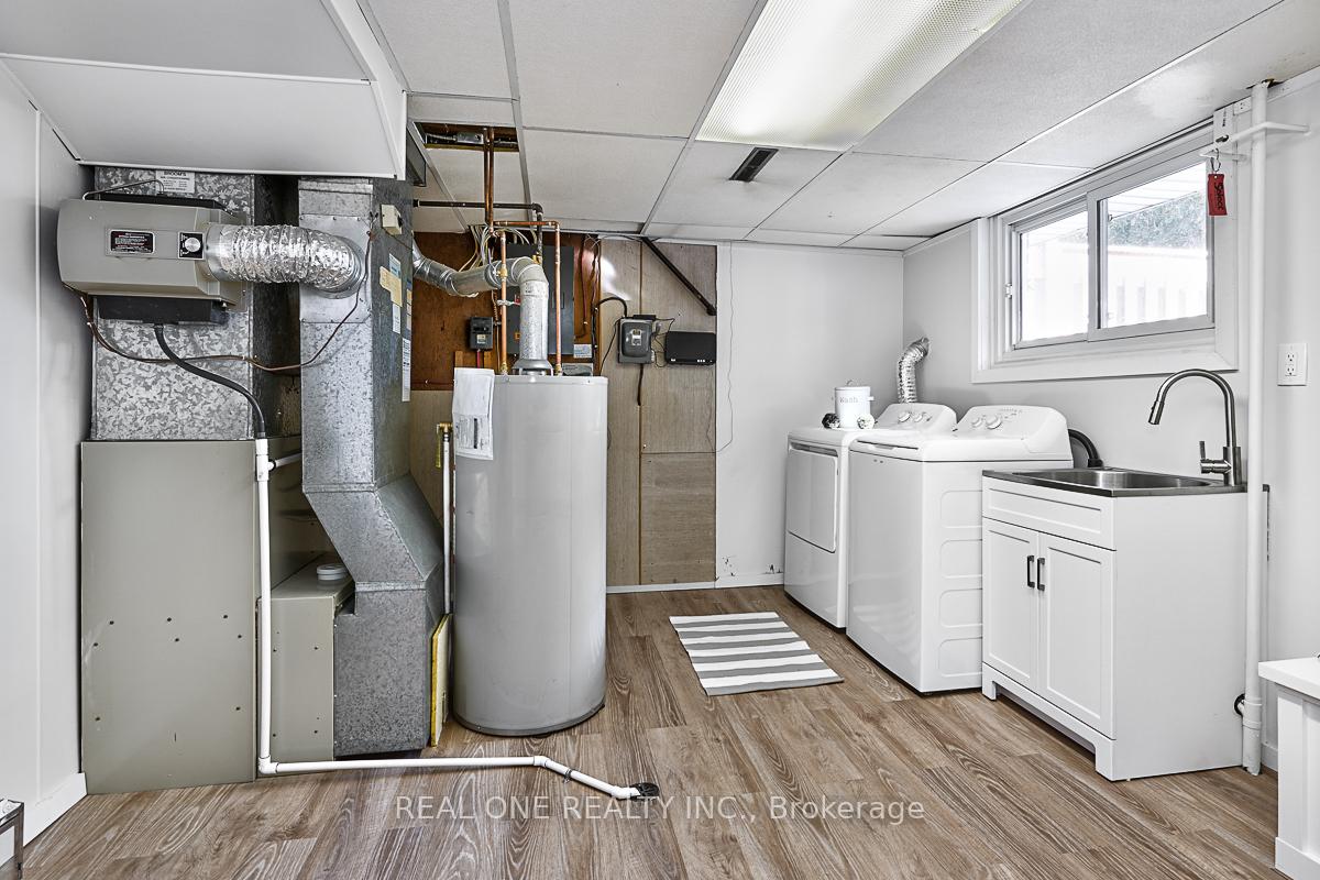 Photo 24 of 4524 Longmoor Drive, Burlington, Shoreacres — HOMEH