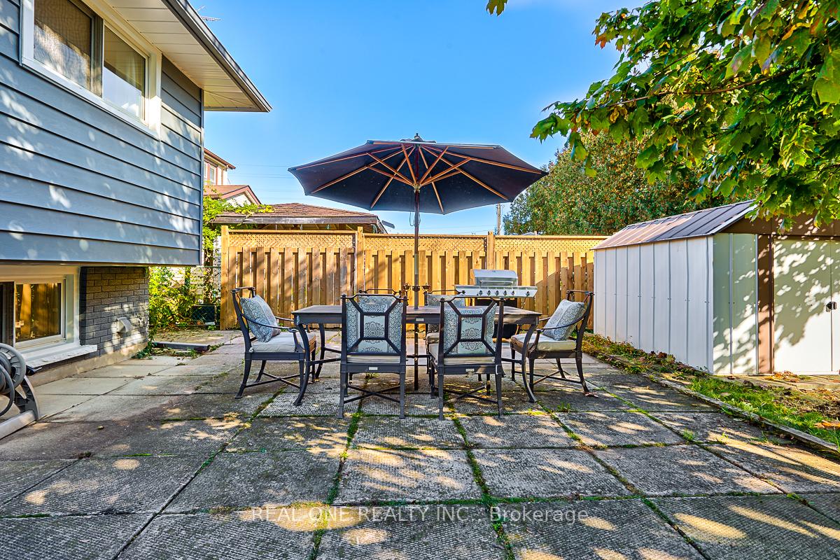 Photo 28 of 4524 Longmoor Drive, Burlington, Shoreacres — HOMEH