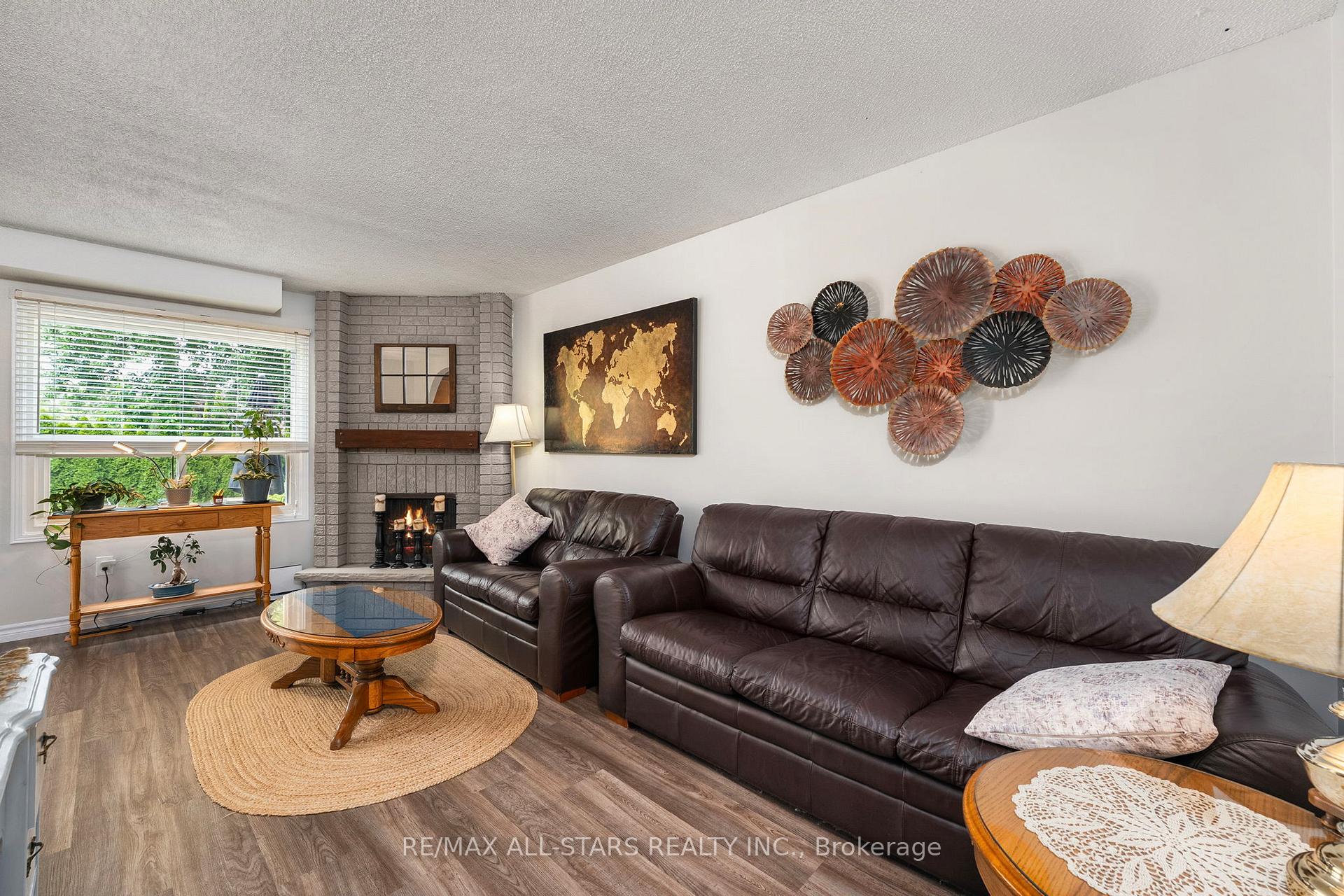 Photo 10 of 10 Skybird Lane, Georgina, Keswick North — HOMEH