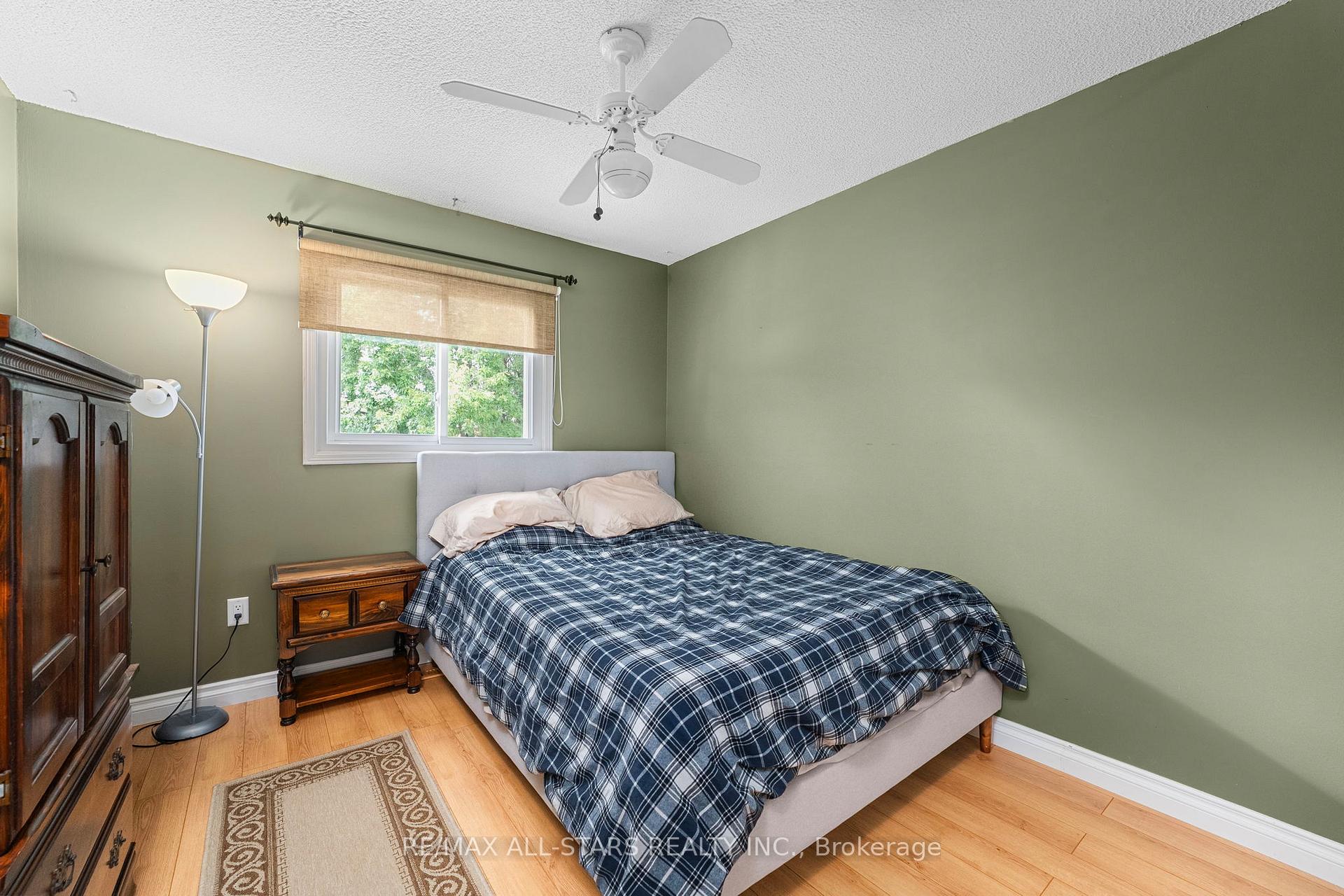 Photo 23 of 10 Skybird Lane, Georgina, Keswick North — HOMEH