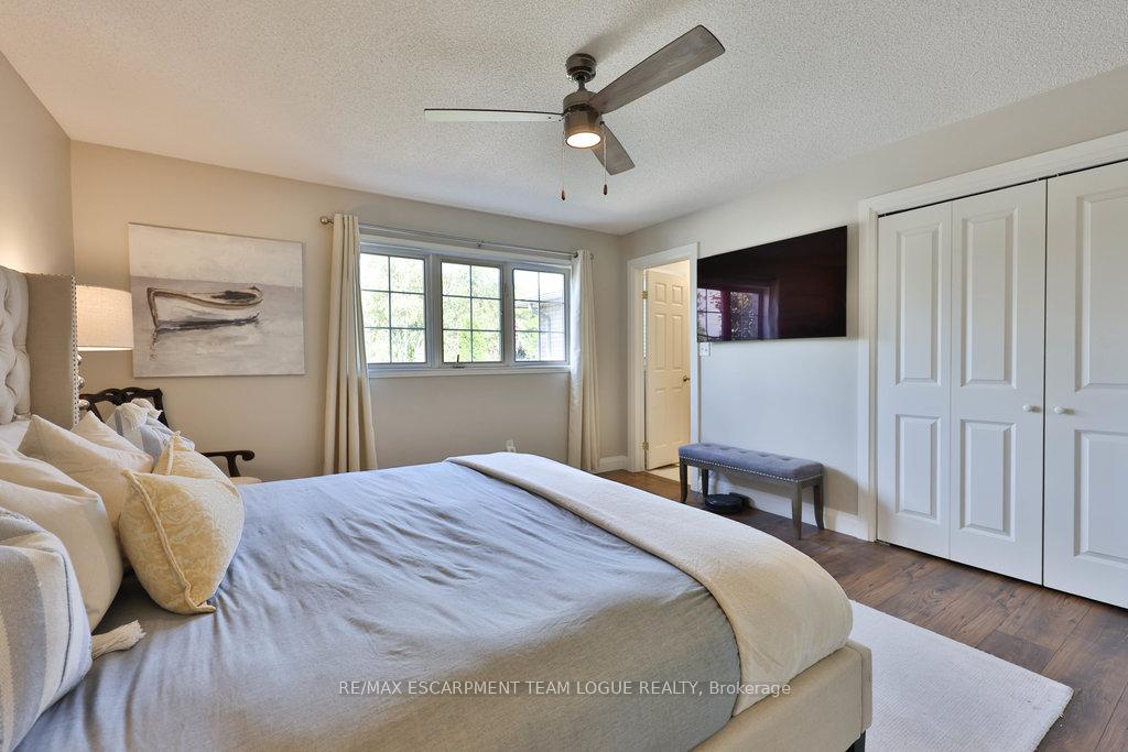 Photo 17 of 2152 Crosswinds Court, Burlington, Rose — HOMEH