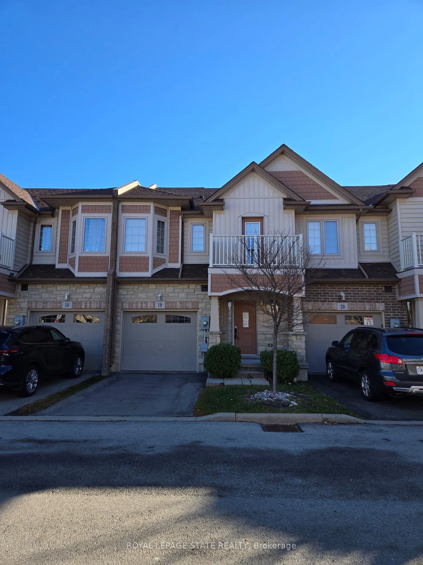 Photo 2 of Unit 19, 7 Lakelawn Road, Grimsby, Grimsby Beach — HOMEH