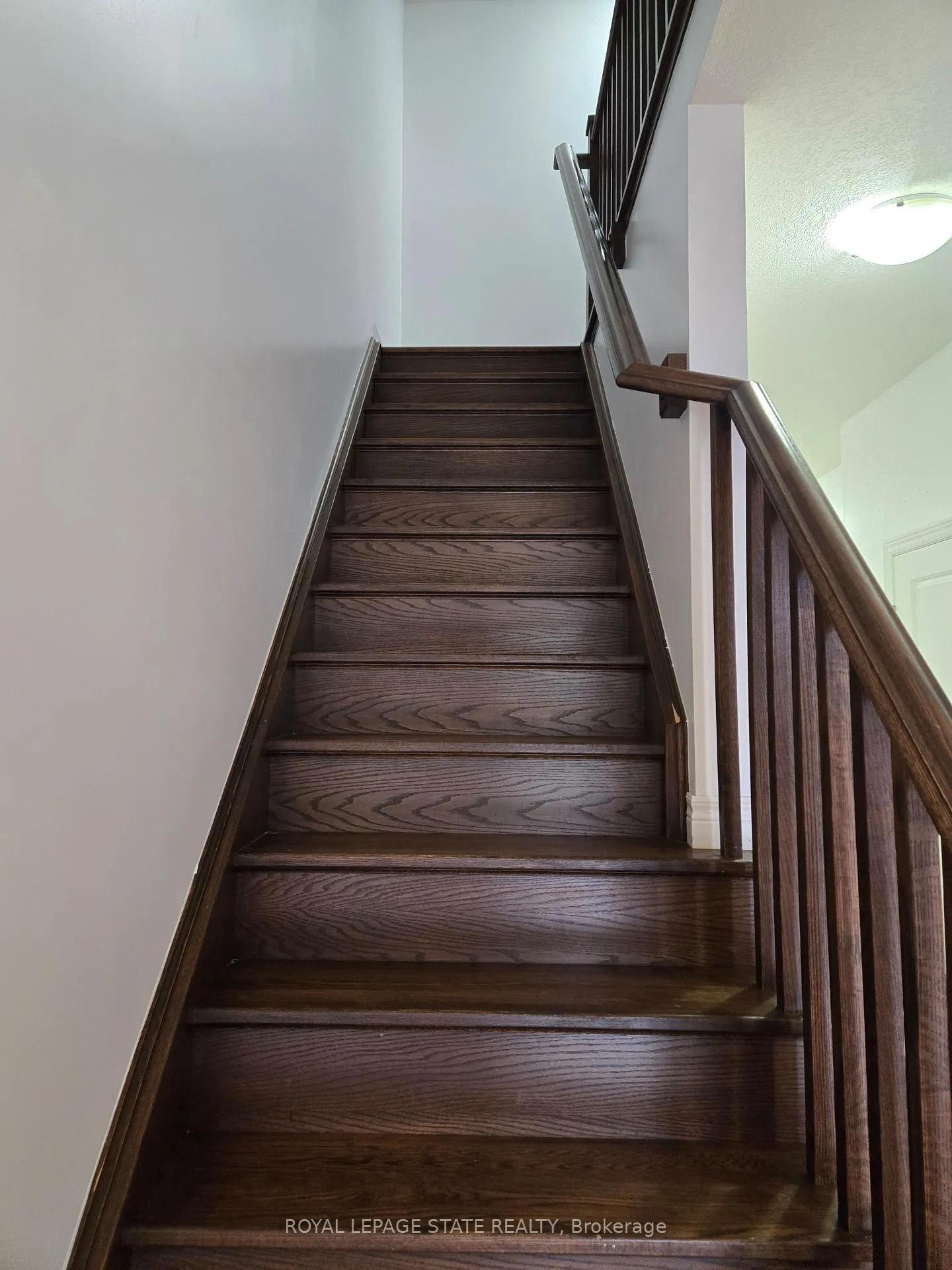 Photo 21 of Unit 19, 7 Lakelawn Road, Grimsby, Grimsby Beach — HOMEH