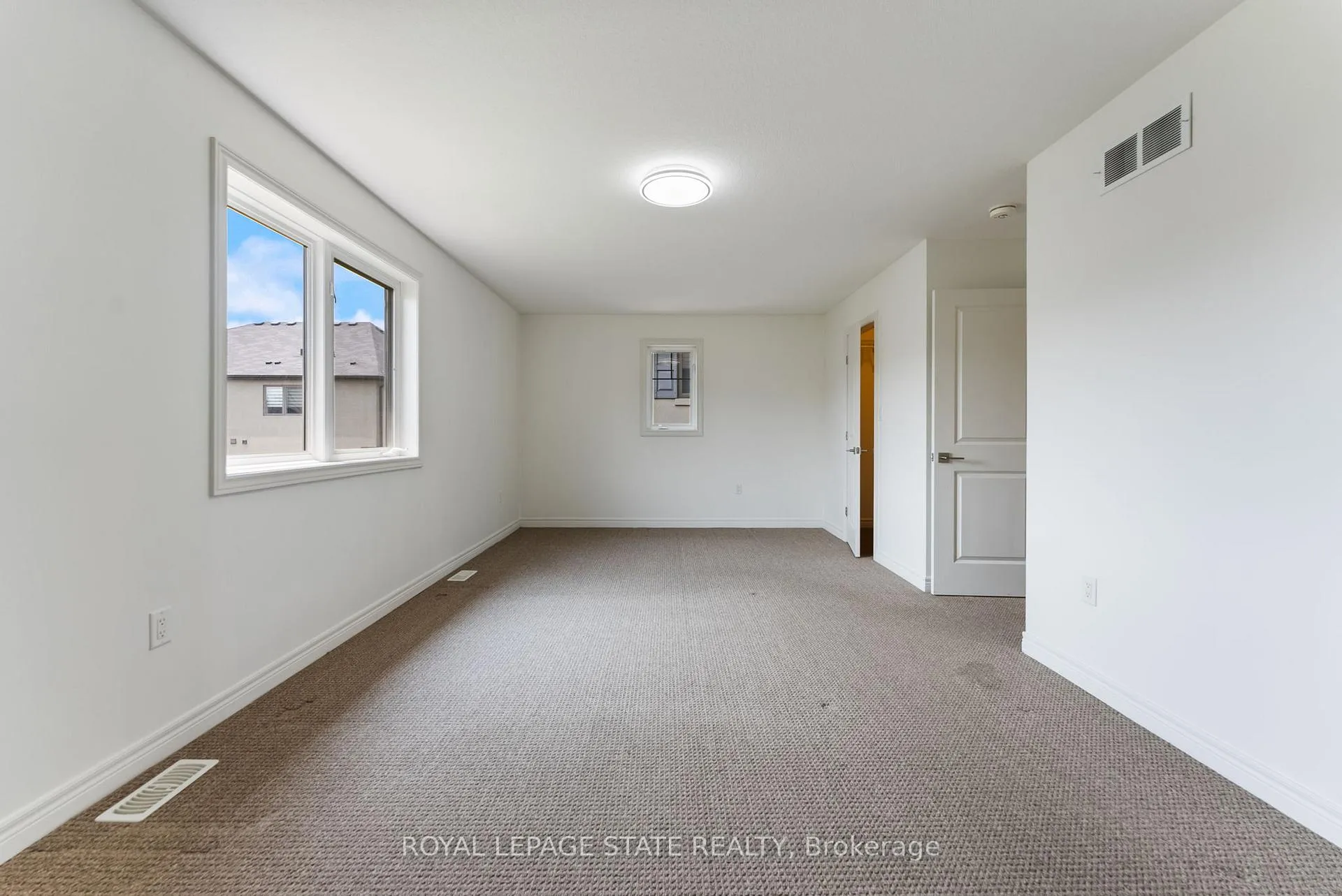 Photo 30 of 68 Dodman Crescent, Hamilton, Meadowlands — HOMEH
