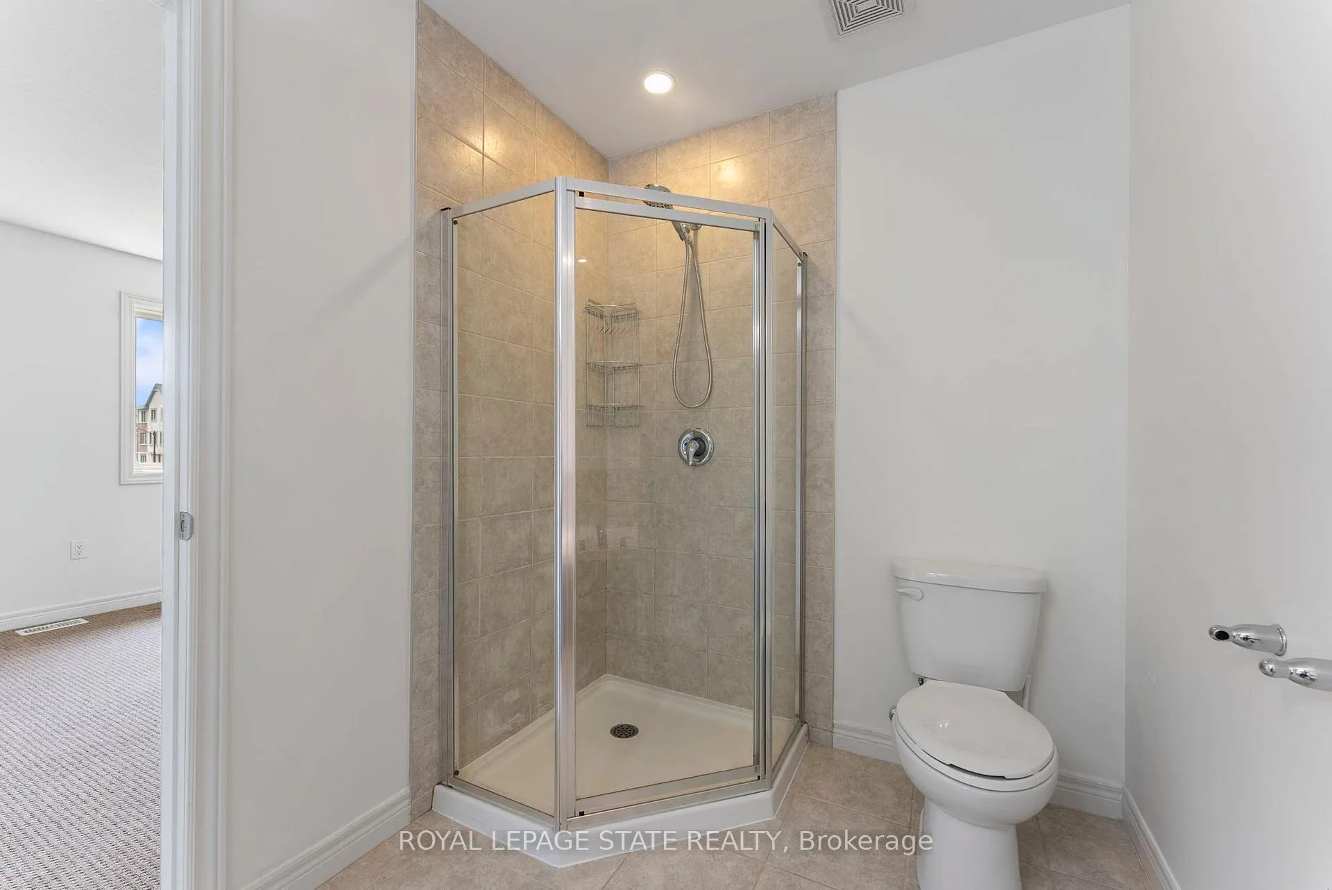 Photo 46 of 68 Dodman Crescent, Hamilton, Meadowlands — HOMEH